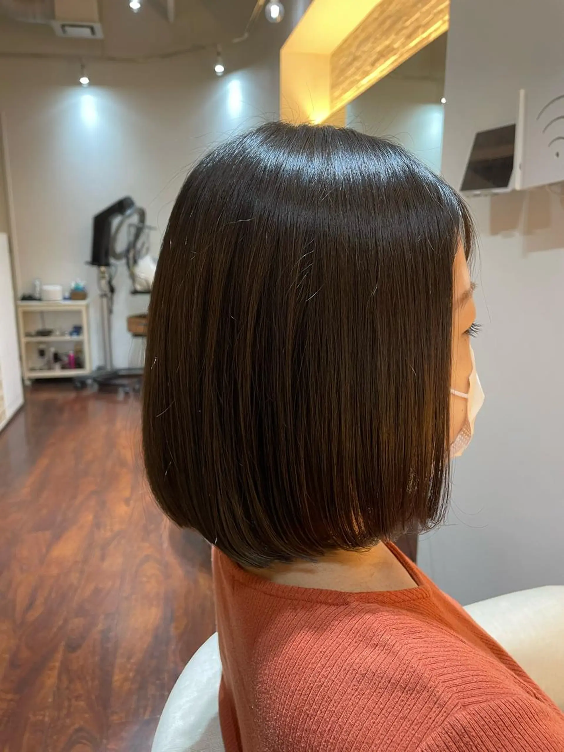 ミディアム カット CoCooN Hiromiのヘアスタイル
