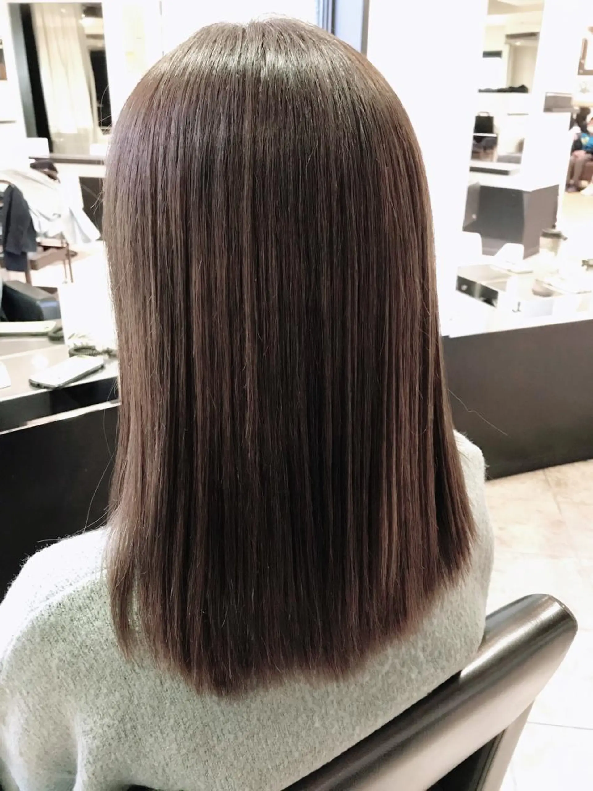 ミディアム トリートメント 酸性ストレート 川崎 龍馬のヘアスタイル