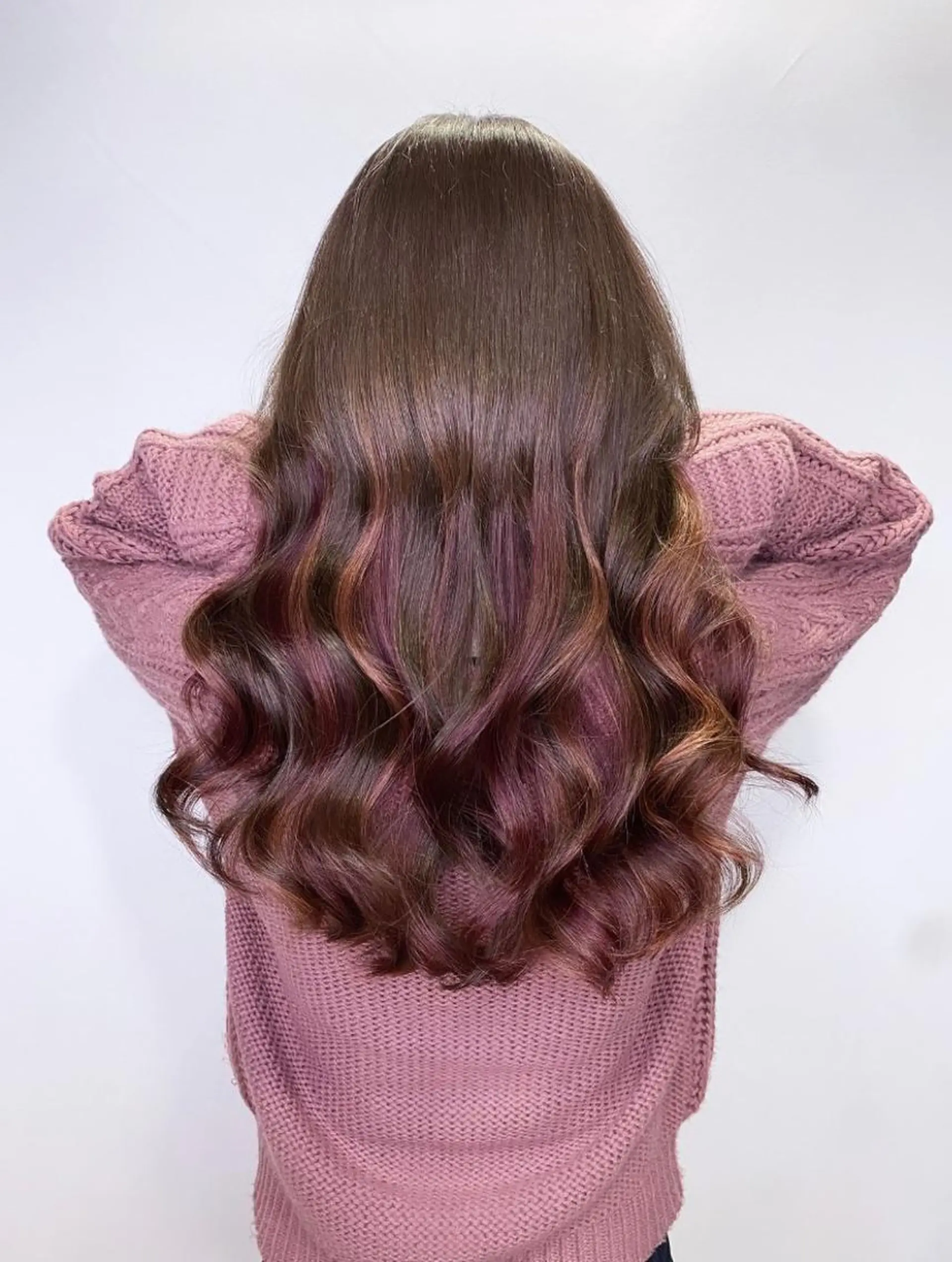 セミロング カラー パーマ ヘアアレンジ シールエクステ アッシュ バレイヤージュ ベージュカラー ブリーチ L. OSAKAのヘアスタイル