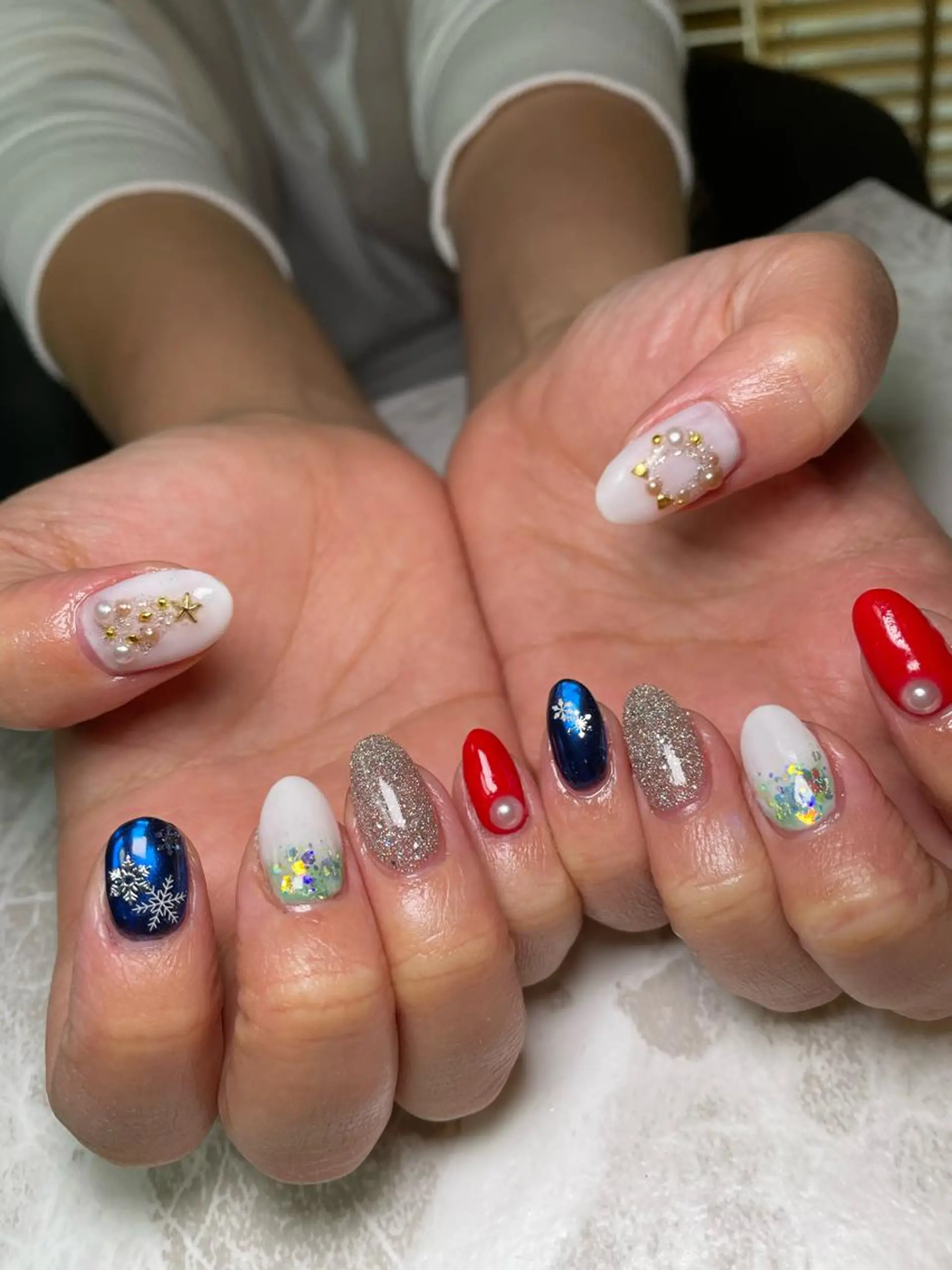 ネイル ハンドネイル YOUTH nails waxing所属・YOUTH natsumiのネイルデザイン
