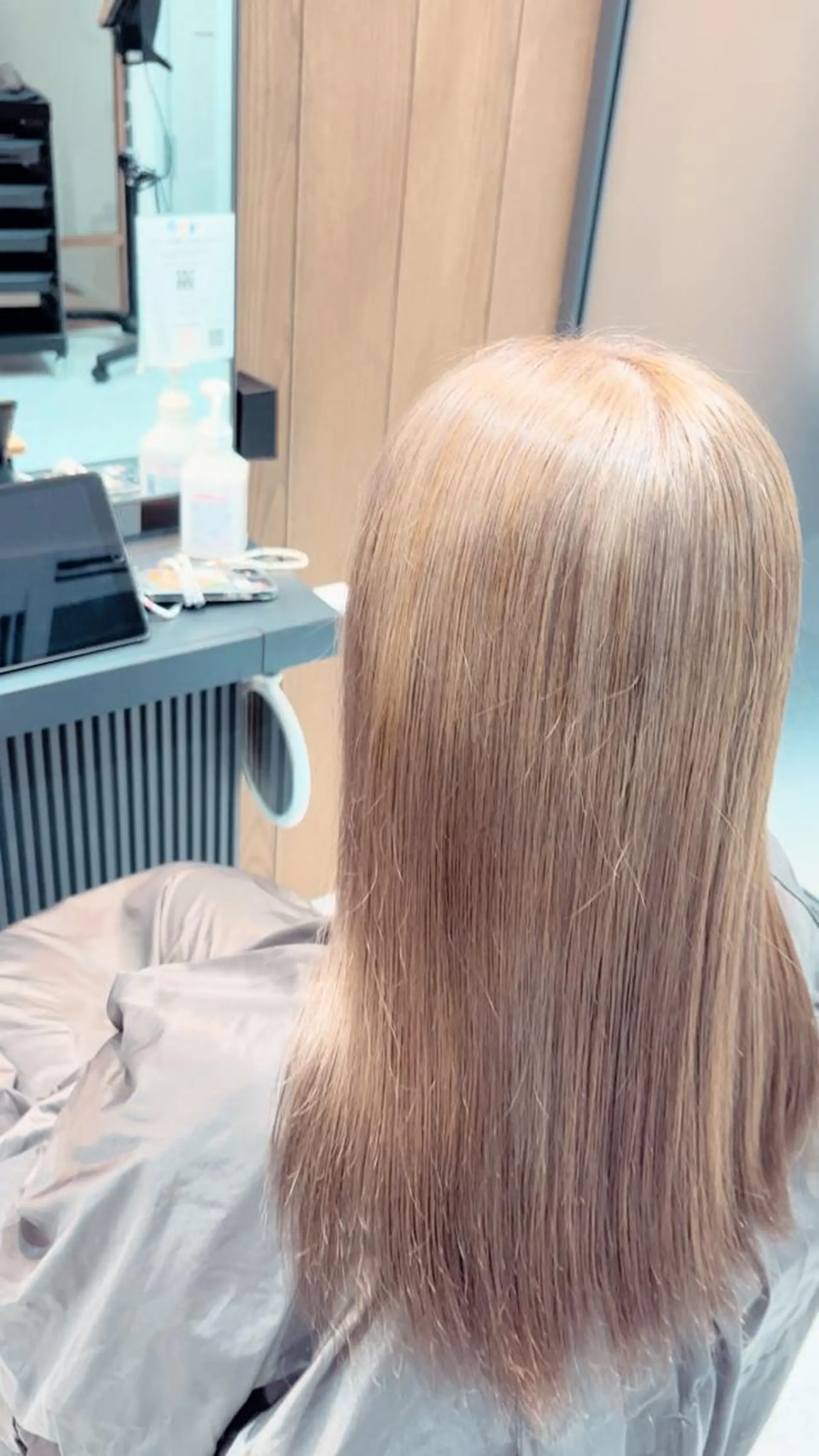 ロング カラー ベージュカラー ミルクティーベージュ neul所属・【neul】 NOAのヘアスタイル
