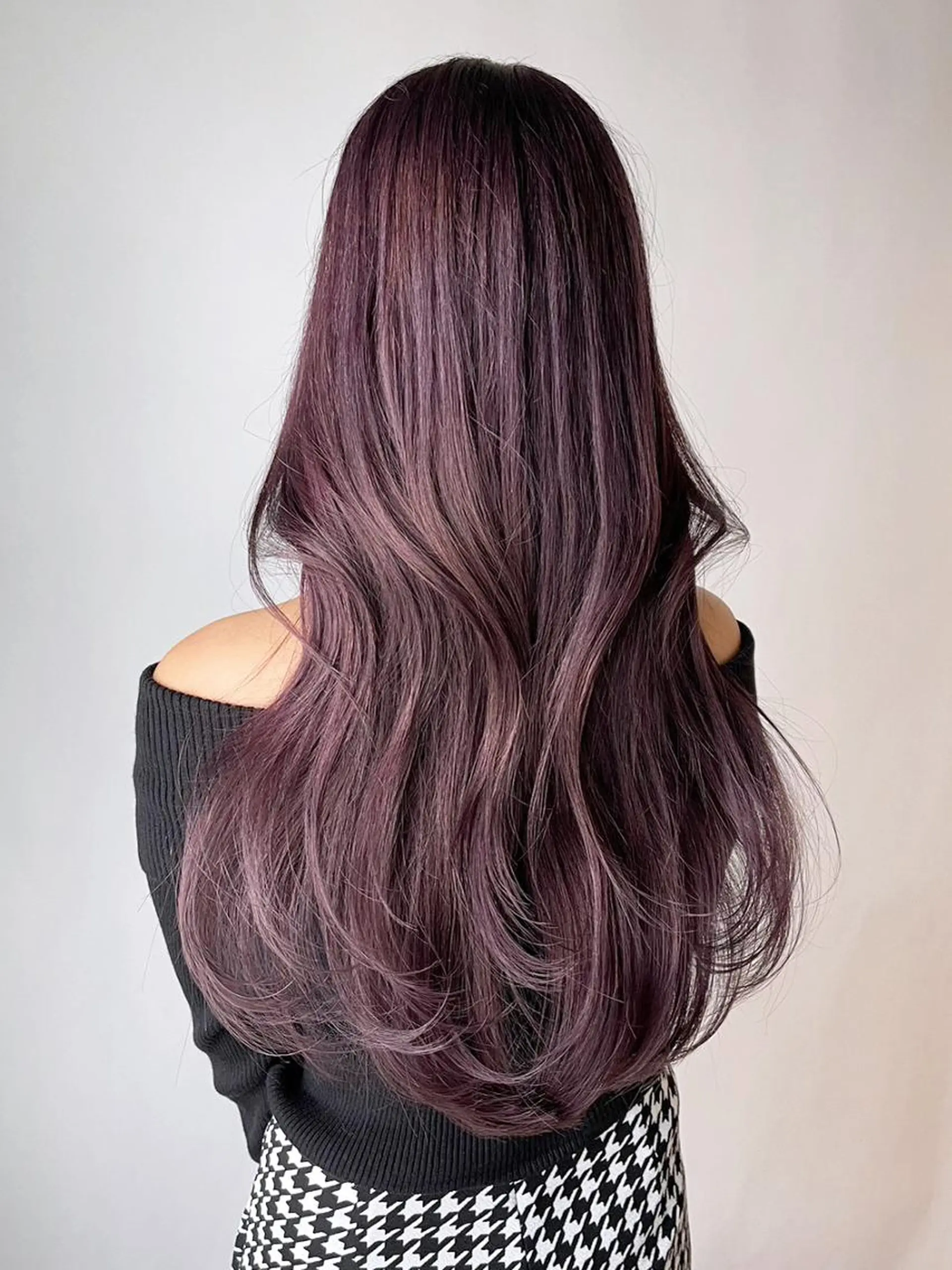 セミロング カラー ラベンダーカラー ラベンダーピンク ピンクカラー レイヤーカット カット ヘアカラー トリートメント ITbyALBUM 八王子店のヘアスタイル