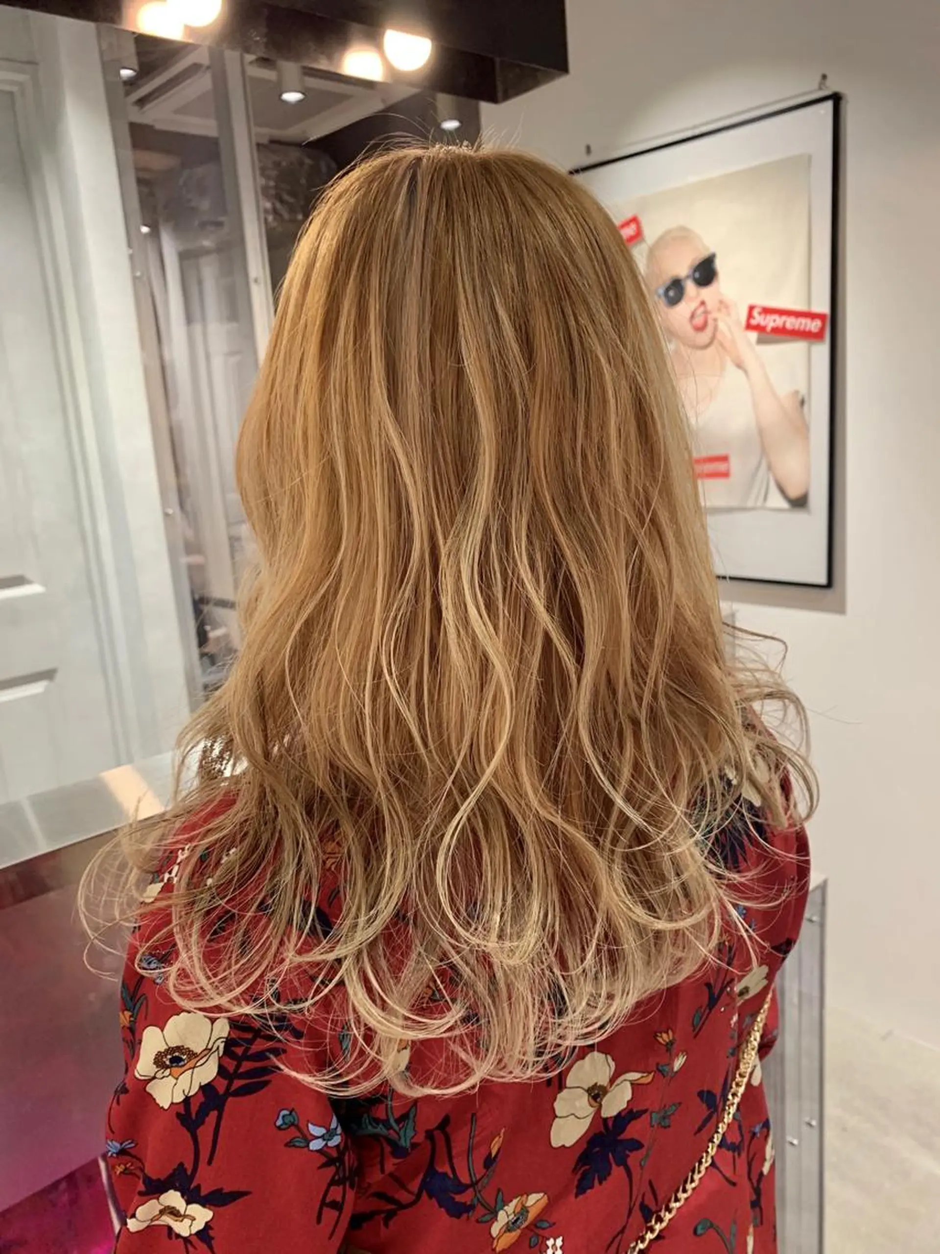 ロング カラー 艶髪ハイトーンカラー 💘kazueのヘアスタイル