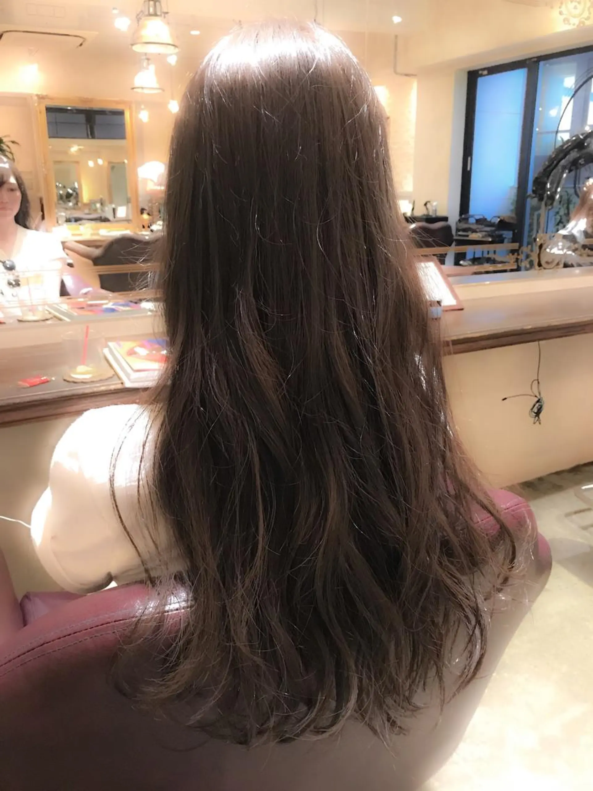 ロング カラー ヘアアレンジ アッシュ ベージュカラー ハイライトカラー ハイライト 🌈髪質改善💕 縮毛矯正✨青木まで✨のヘアスタイル