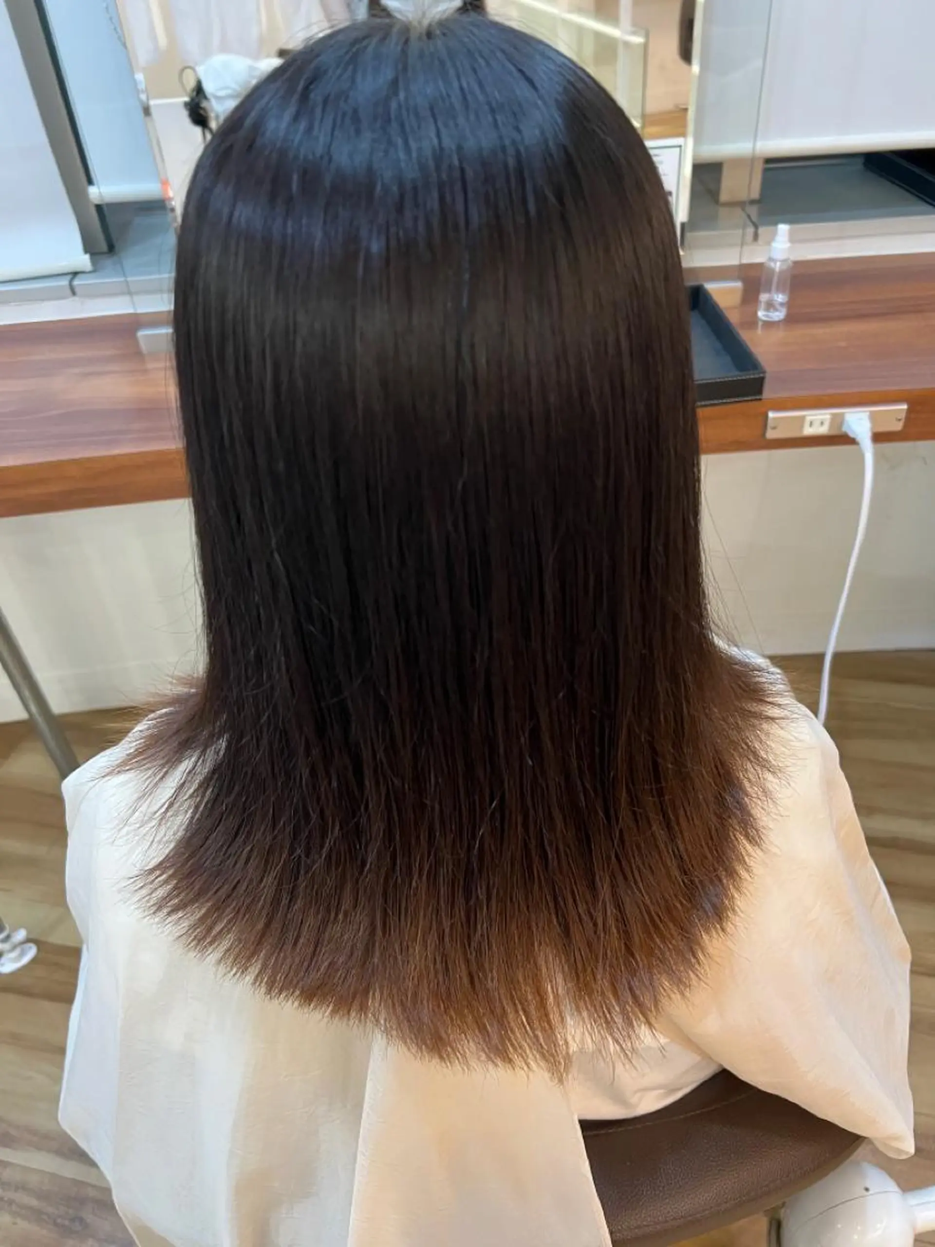 セミロング 縮毛矯正 のりなが れおのヘアスタイル