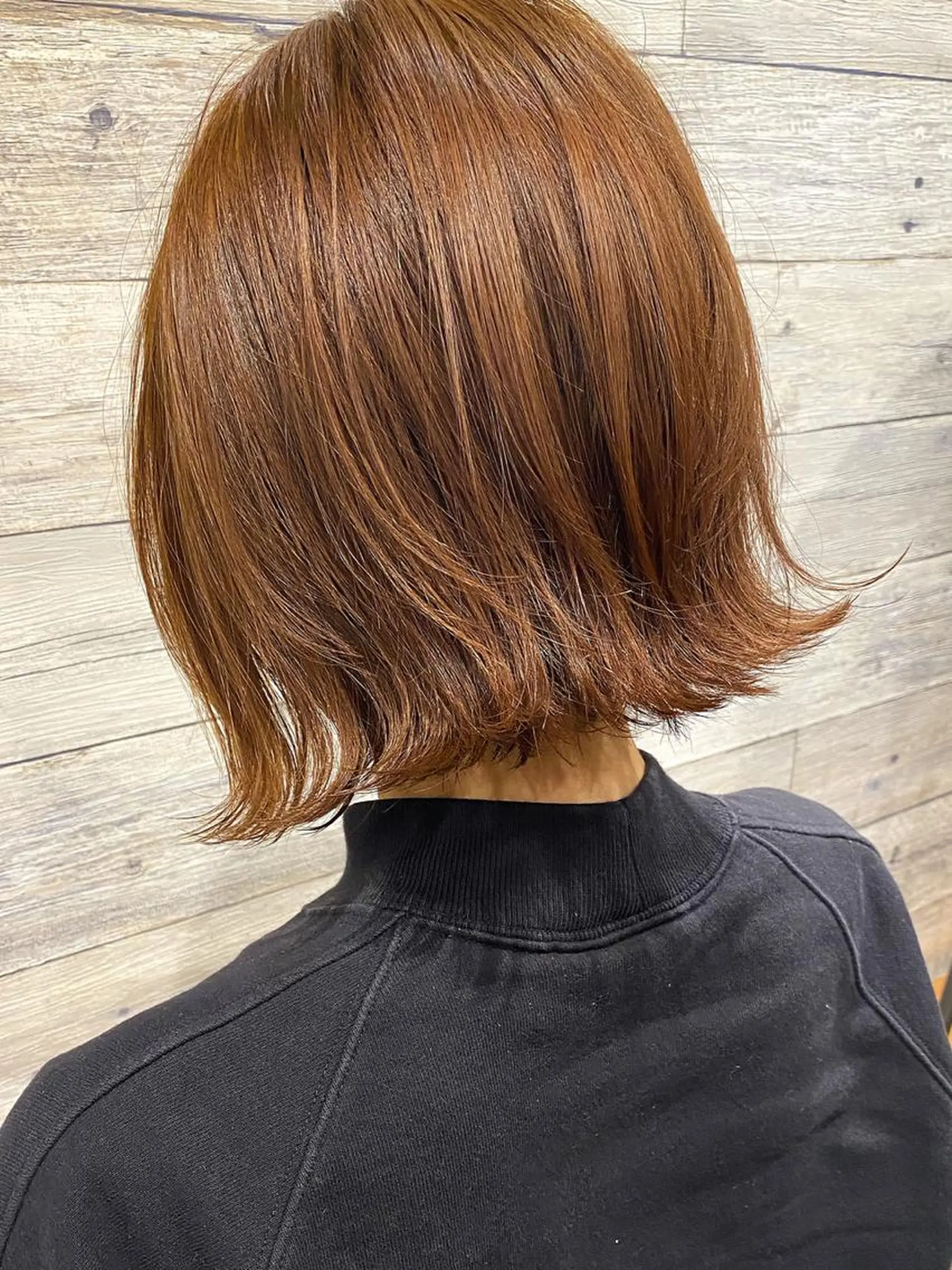 ショート カラー 切りっぱなしボブ オレンジ ボブ カット ヘアカラー トリートメント ツヤ髪になりたい方へ 🩷柴田知亜希のヘアスタイル