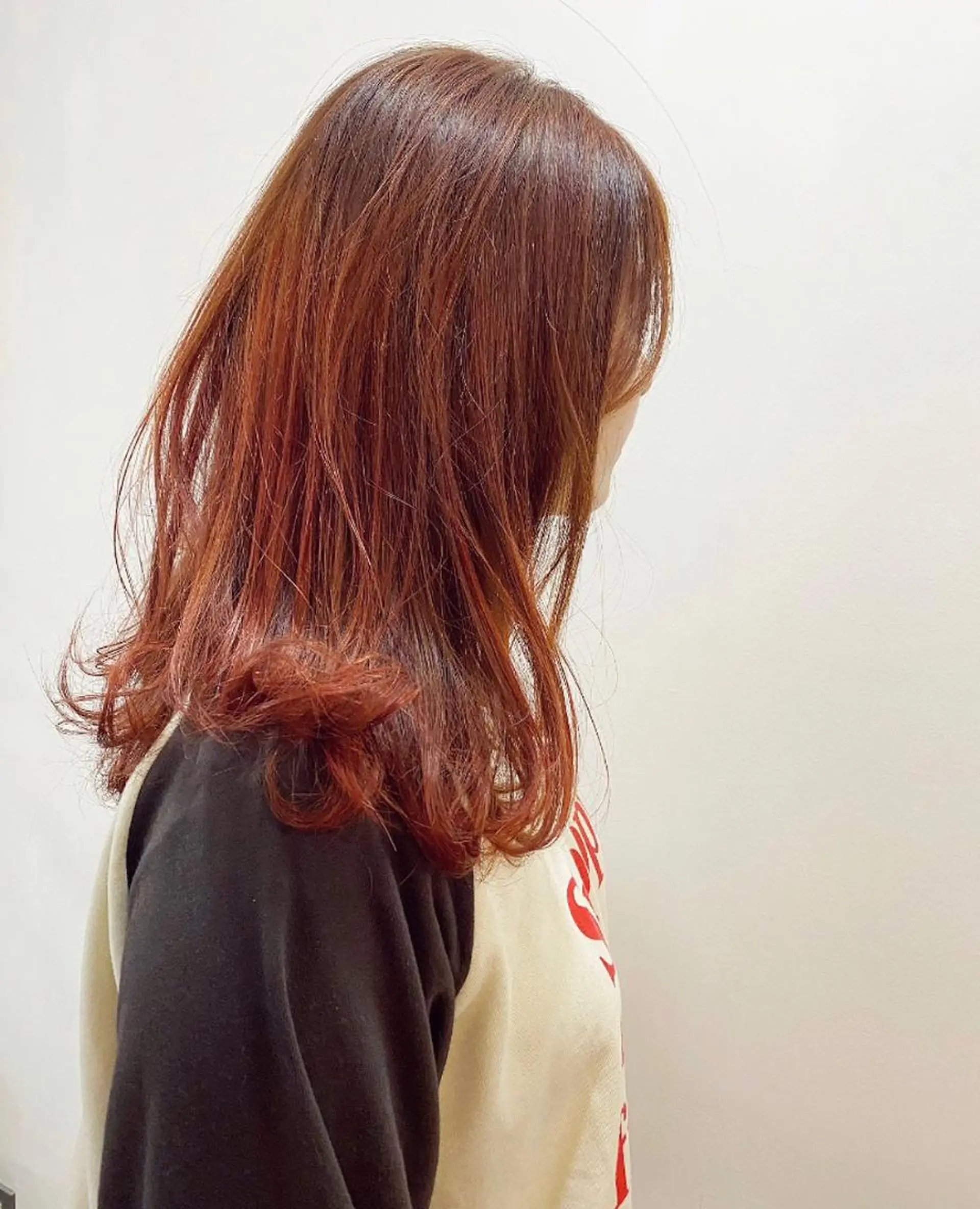 カラー ブリーチ オレンジ カット ヘアカラー トリートメント フラム所属・WATANABE MISAKIのヘアスタイル