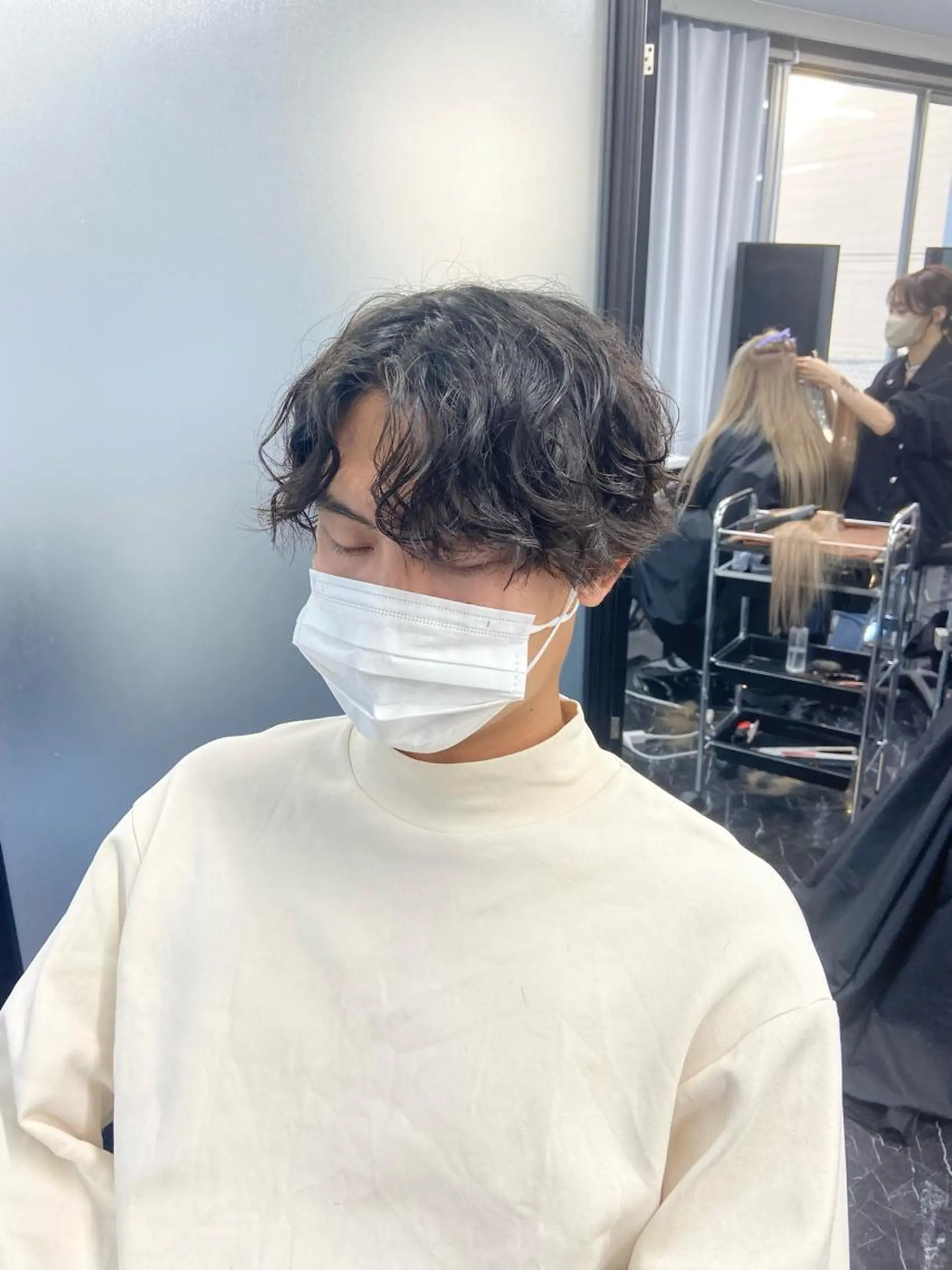 ミディアム メンズ メンズハイトーン ミルボンAujua認定サロン Ria  OSAKA 梅田所属・メンズ、エクステ特化 Ryuのヘアスタイル