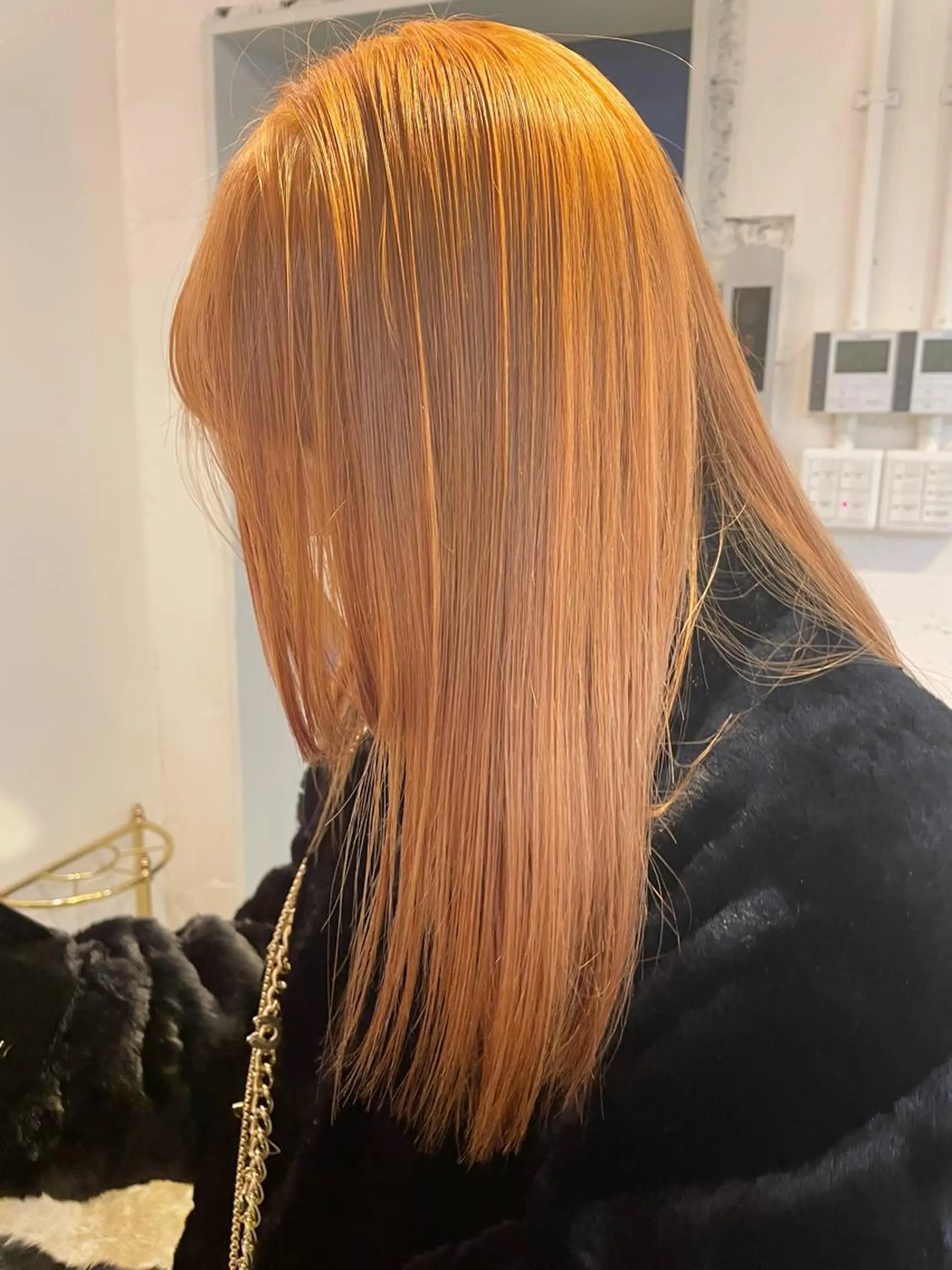 セミロング カラー カット ヘアカラー トリートメント レイヤー／似合わせ TAKUYAのヘアスタイル