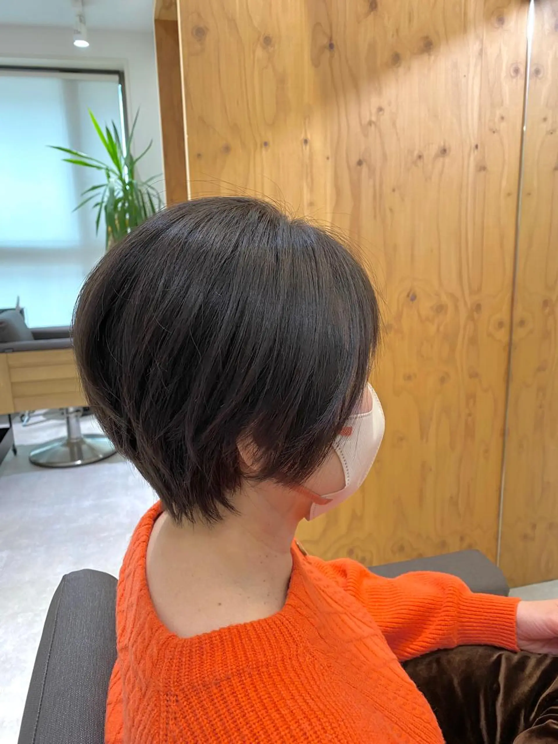 ショート カット ヘアカラー 梅本 彩香のヘアスタイル