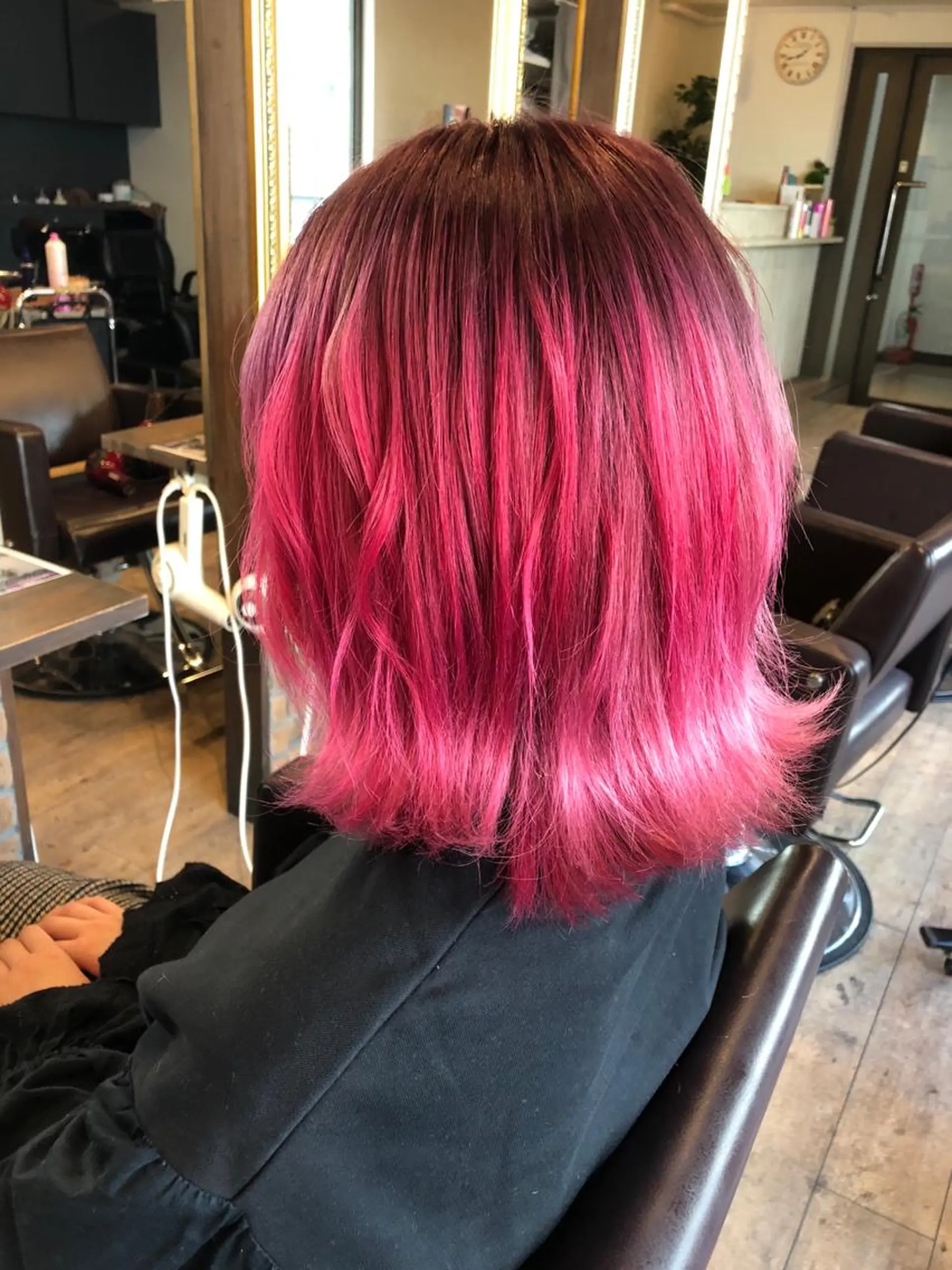 ショート カラー ピンクカラー トリートメント カット ヘアカラー トリートメント JIL BLAN 京都のヘアスタイル