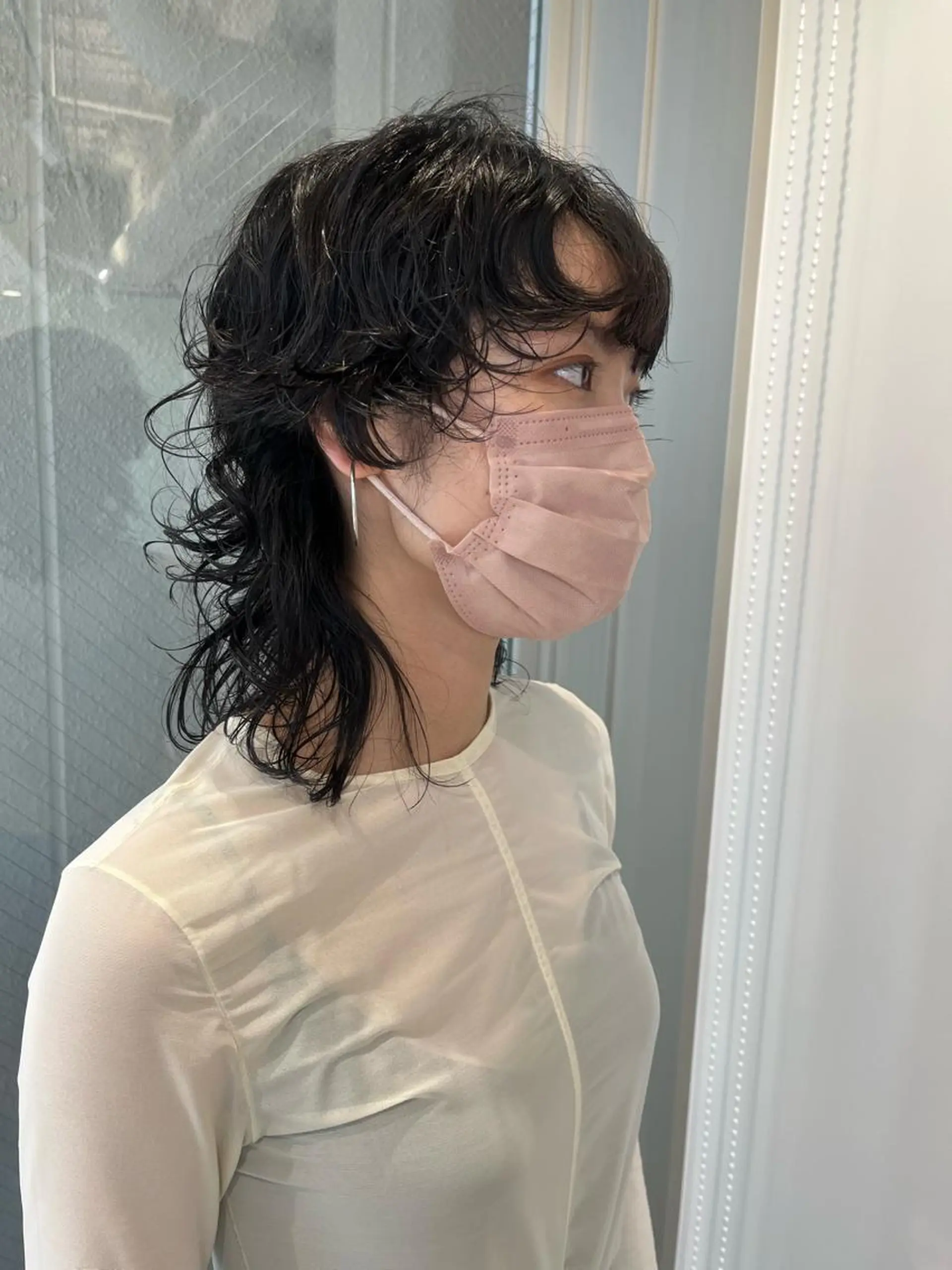ミディアム パーマ ウルフカット ウルフカット／吉村 桃子のヘアスタイル