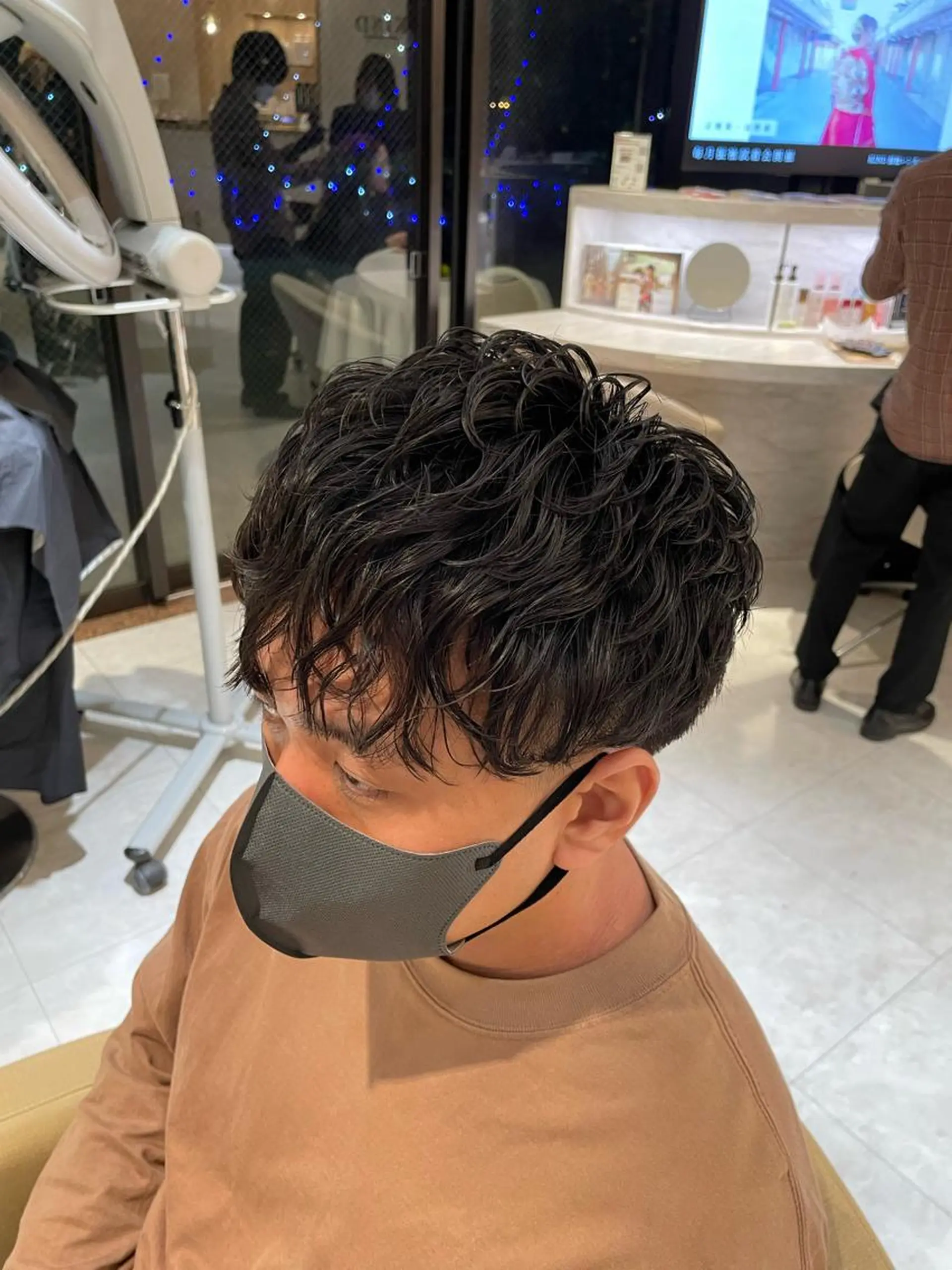 ショート パーマ メンズ メンズパーマ メンズスパイラルパーマ スパイラルパーマ メンズ専門美容師✂︎ 大庭勝己のヘアスタイル