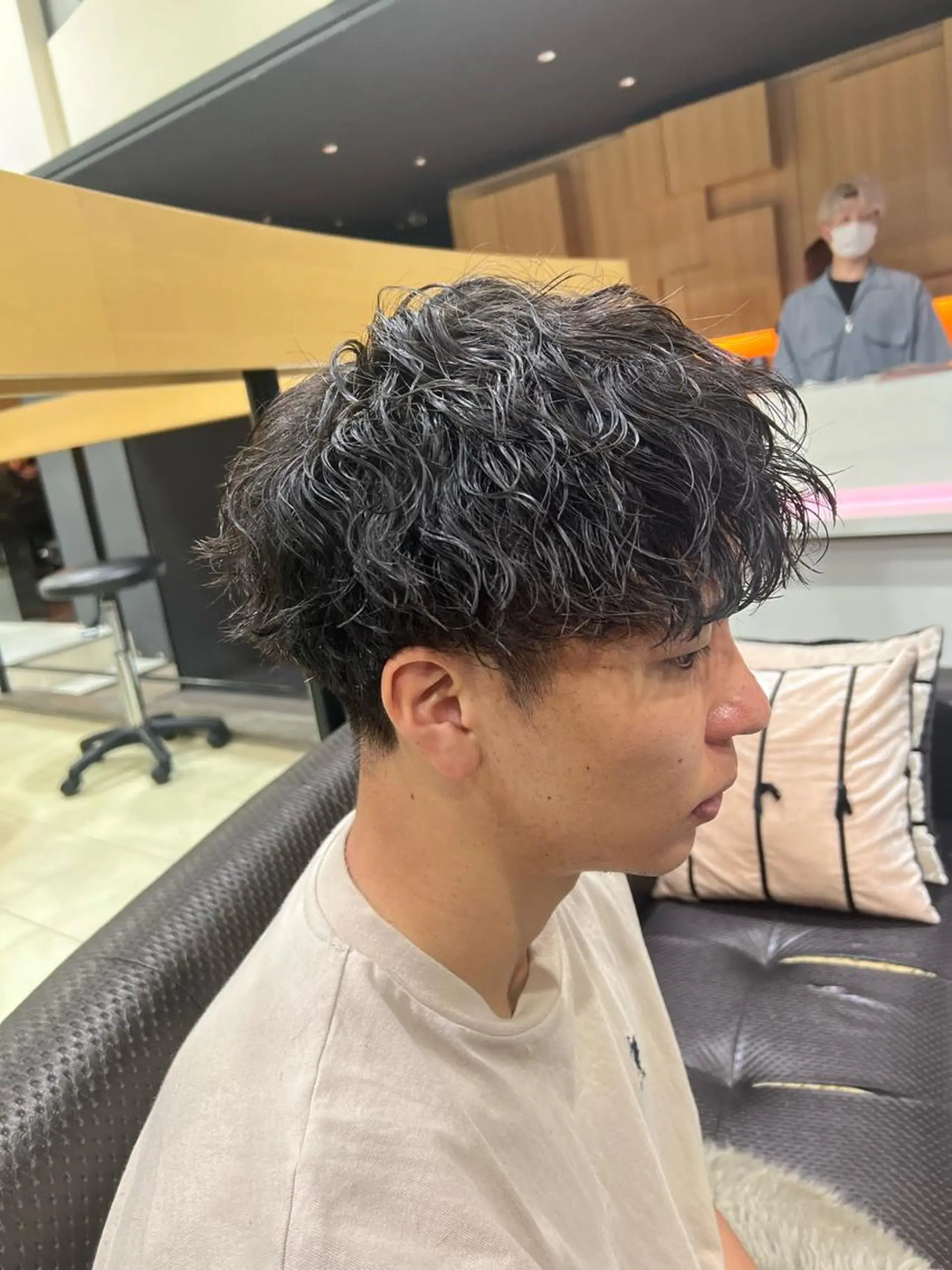 パーマ メンズ メンズパーマ 波巻きパーマ 韓国ヘアダウンパーマ シャドウパーマ/航太のヘアスタイル