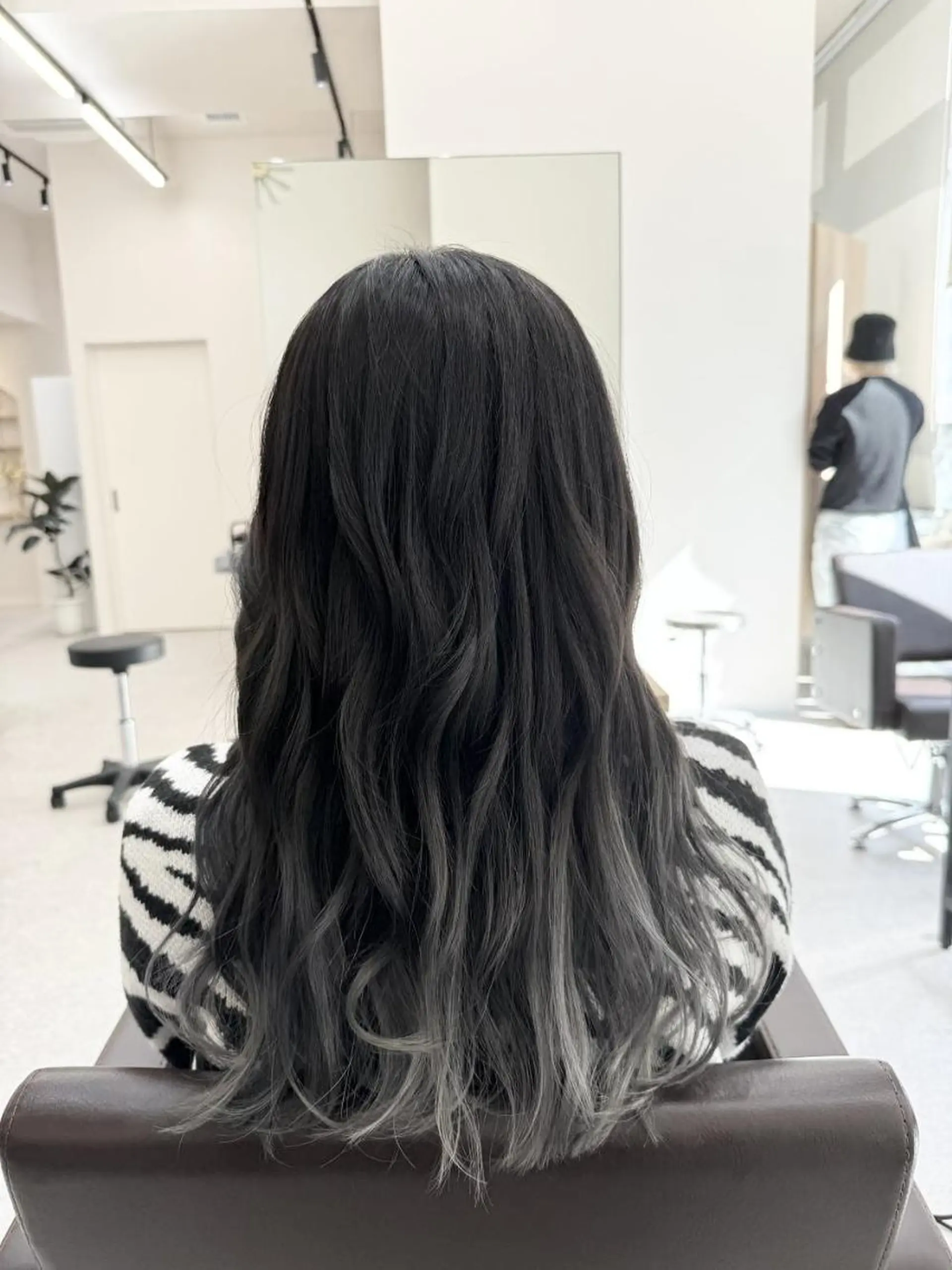 ロング カラー ✨【公式】 juhl.横浜✨のヘアスタイル