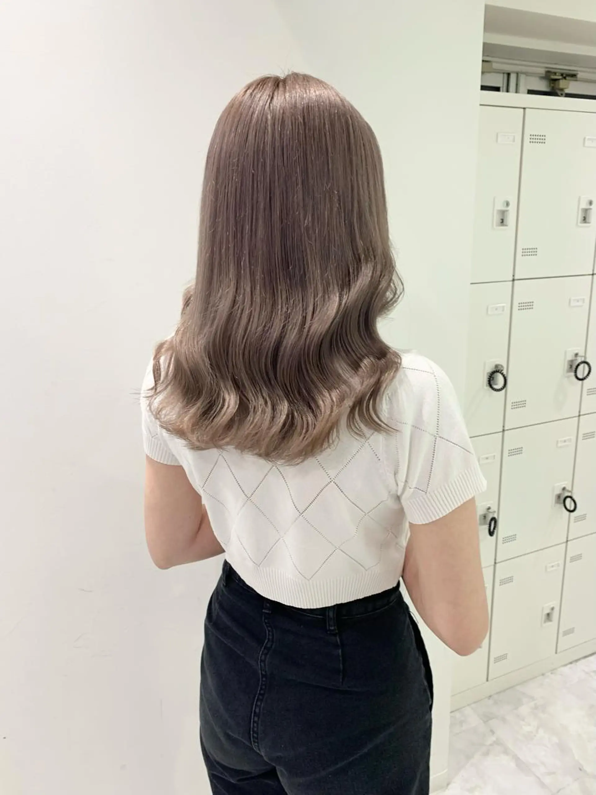 ロング カラー ヘアカラー 🪞ハイトーン🪞 🤍waka🤍のヘアスタイル