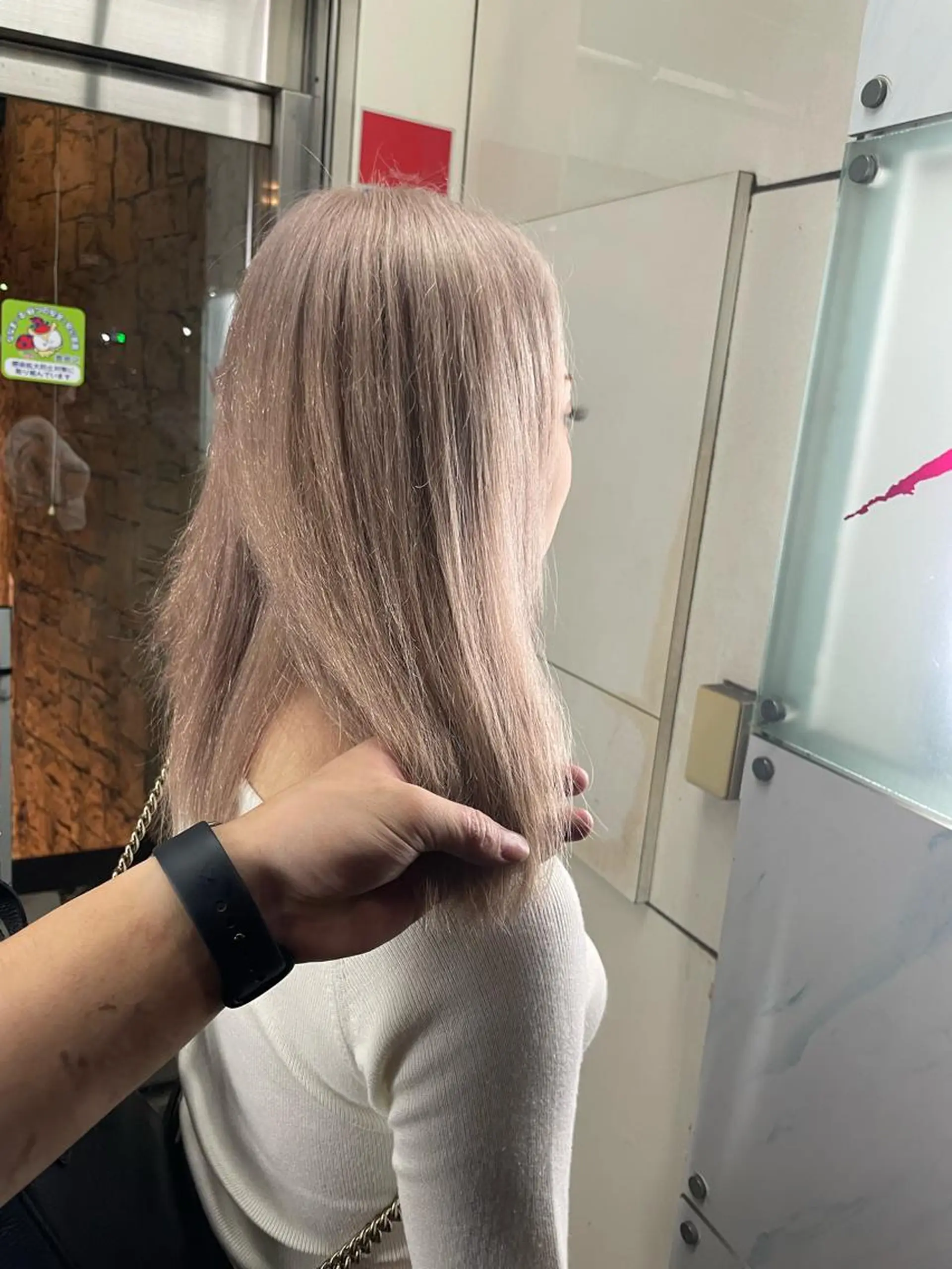 ミディアム カラー ハイトーンカラー ヘアカラー トリートメント ヘアセット アンククロス/ エクステ／ハイトーンのヘアスタイル