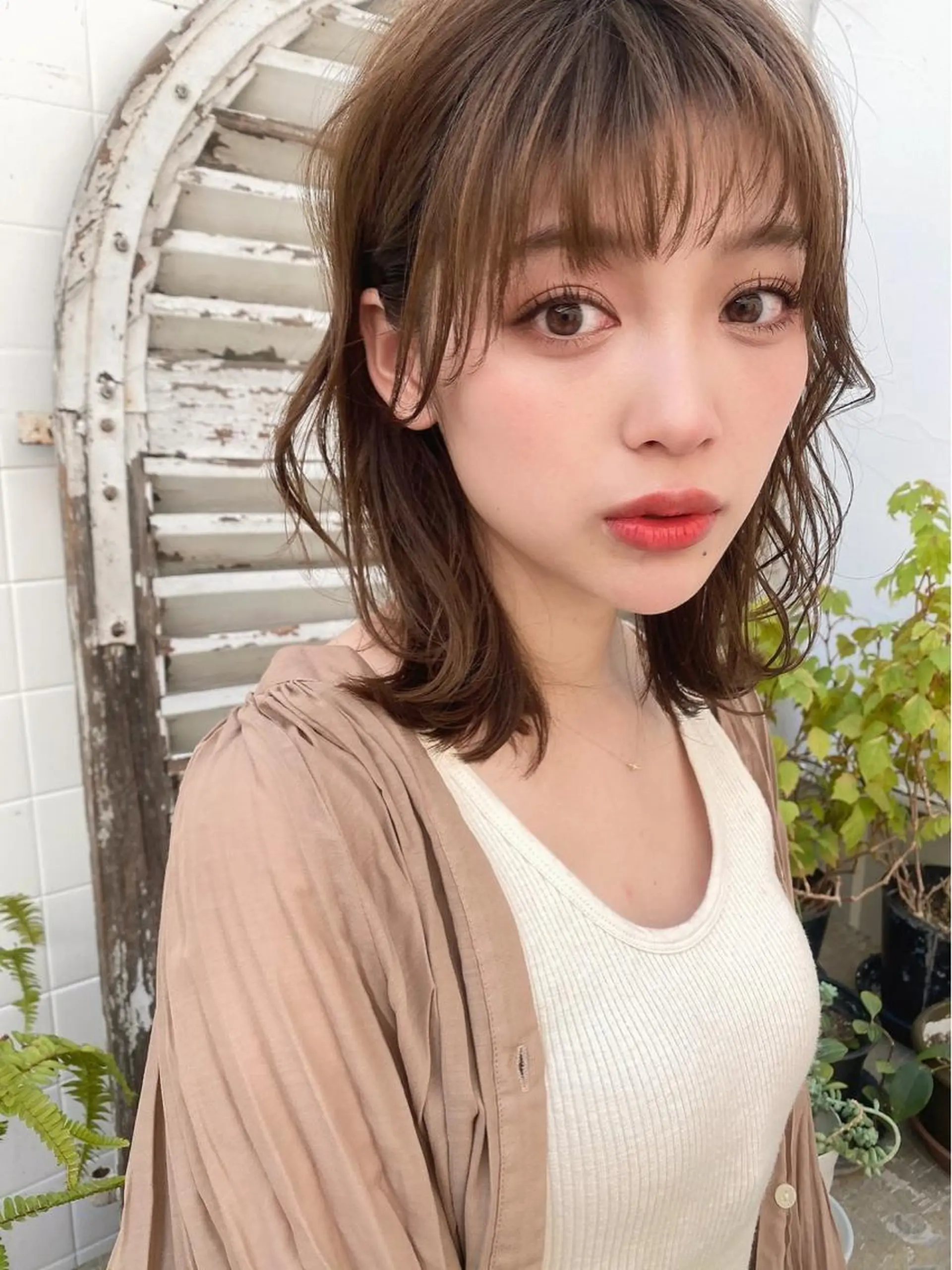 ミディアム カラー ヘアアレンジ 外ハネヘア ❣️韓国レイヤー ❣️渡部晃輝のヘアスタイル