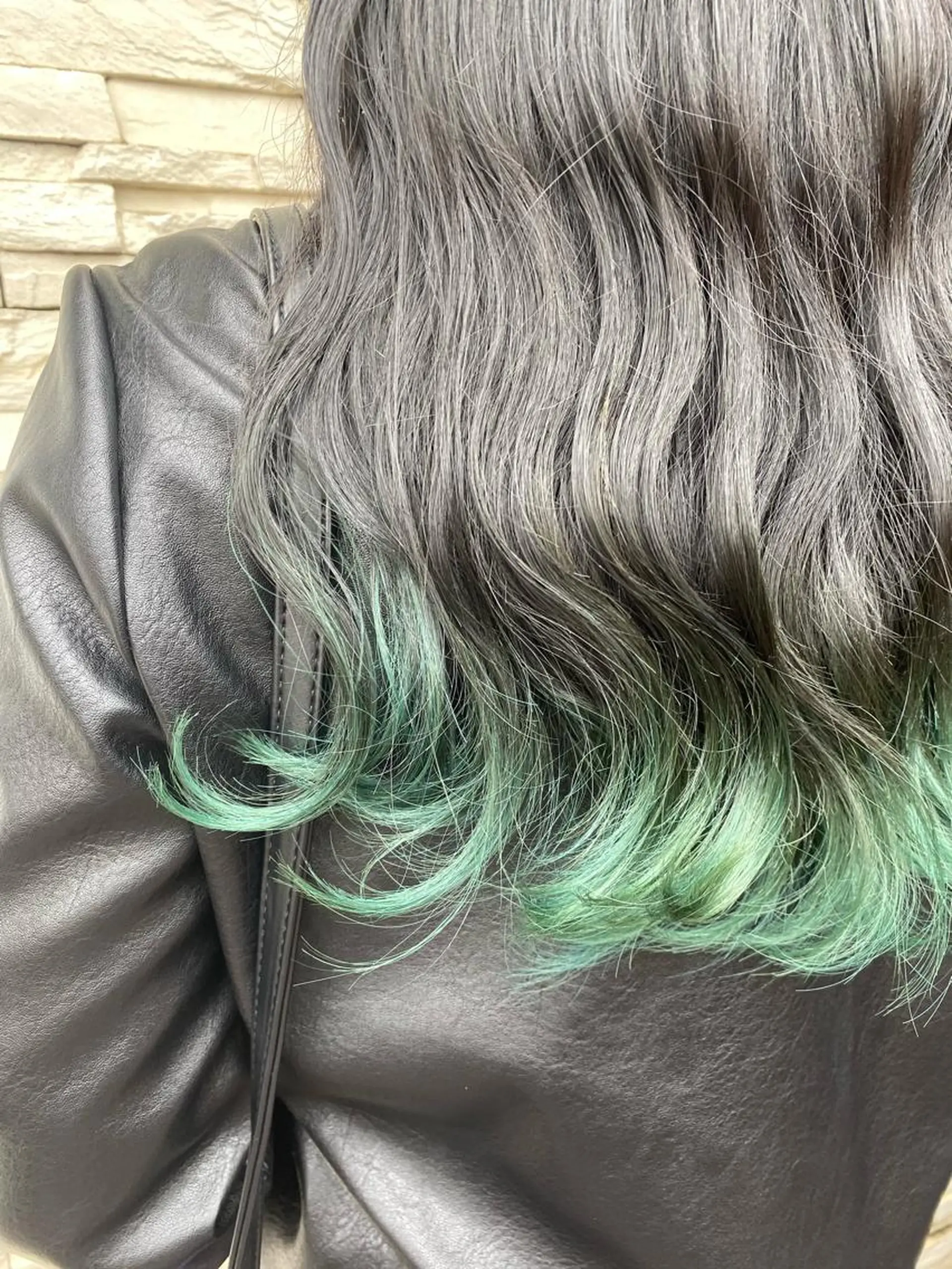 セミロング カラー 透明感カラーブリーチ 🌼シゲモトアヤ🌼のヘアスタイル