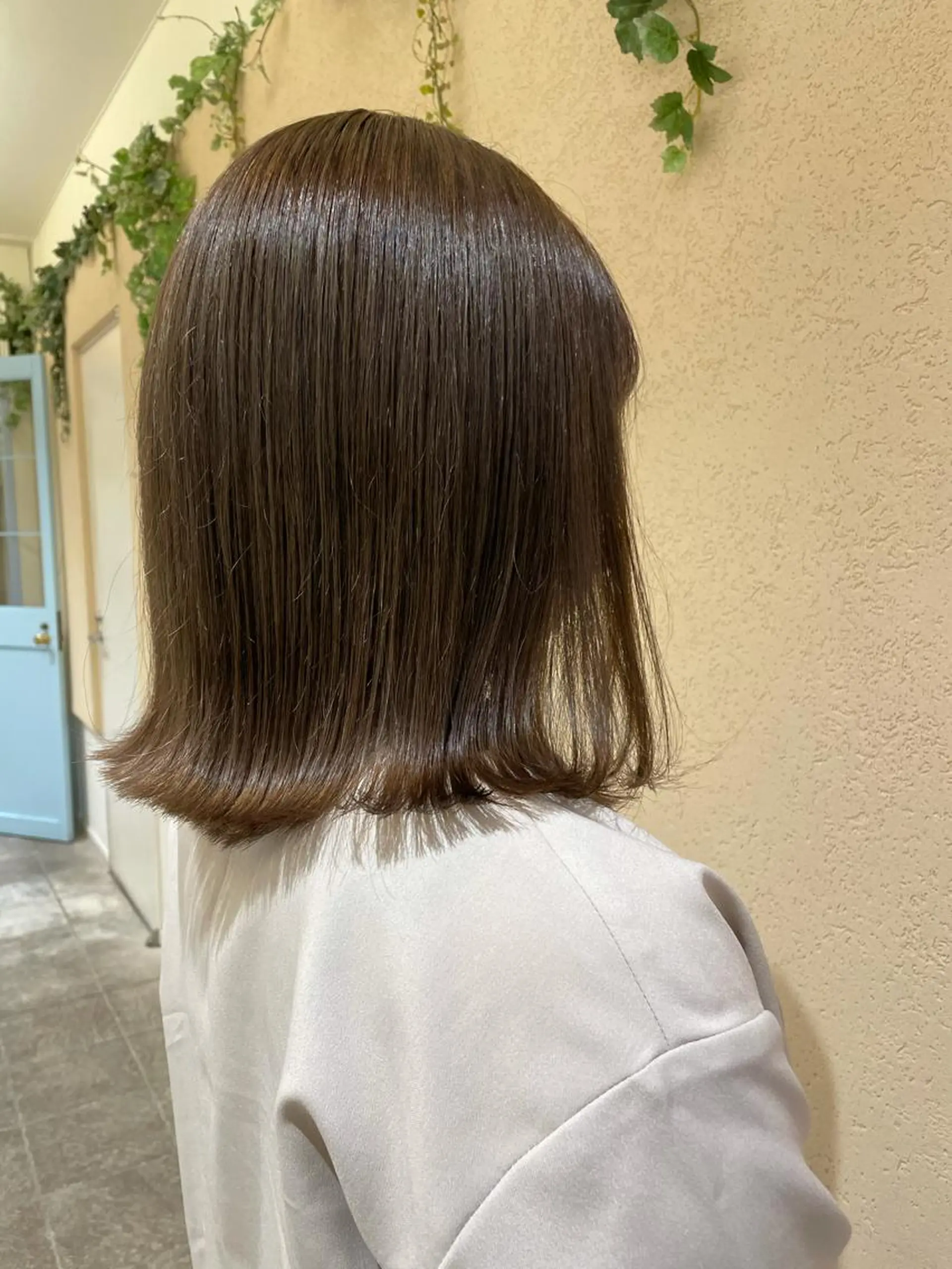 ミディアム カラー シャドールーツ美容師 篠原康太のヘアスタイル