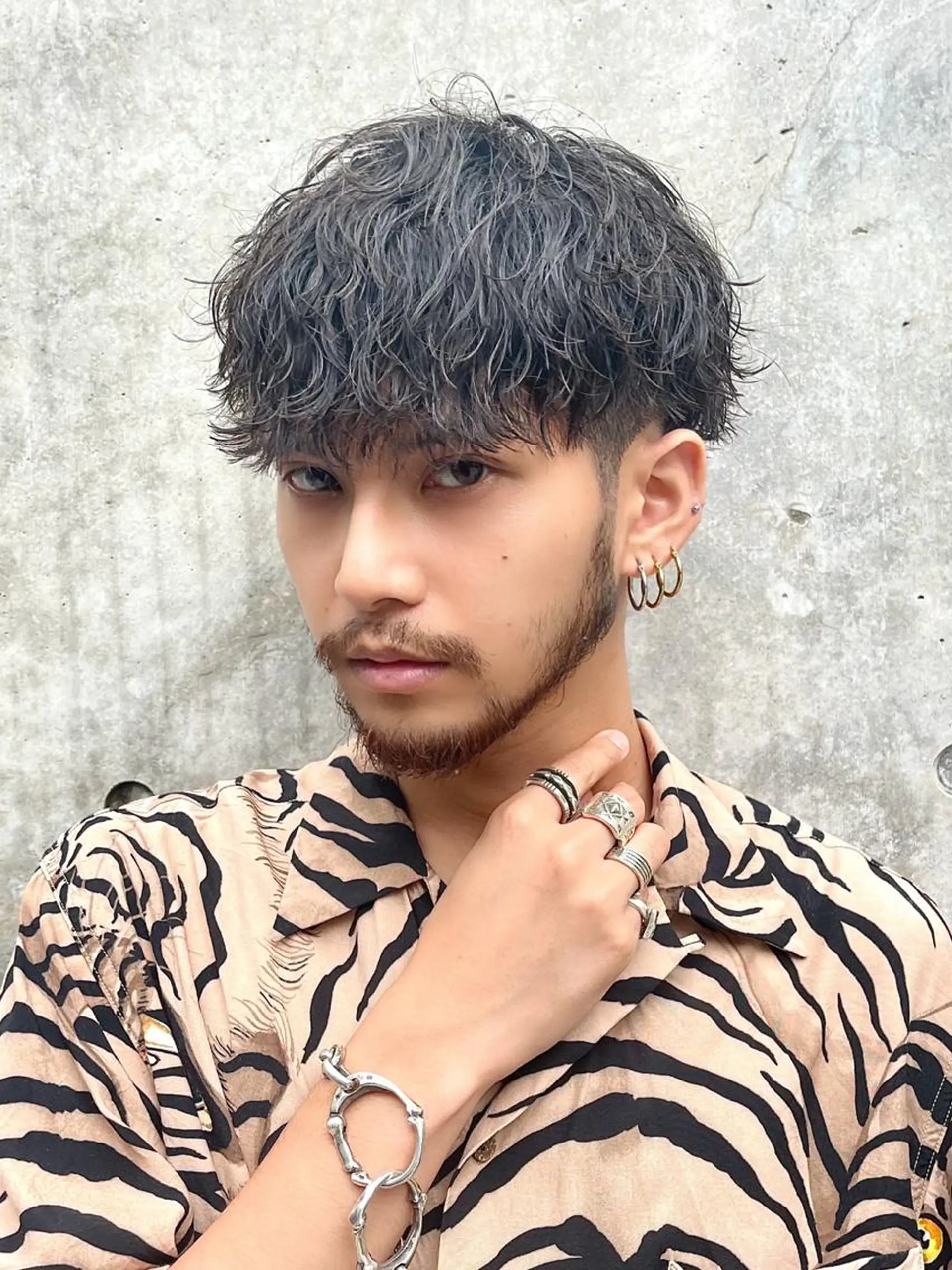 ショート メンズ メンズパーマ 波巻きパーマ fifth リュウセイのヘアスタイル