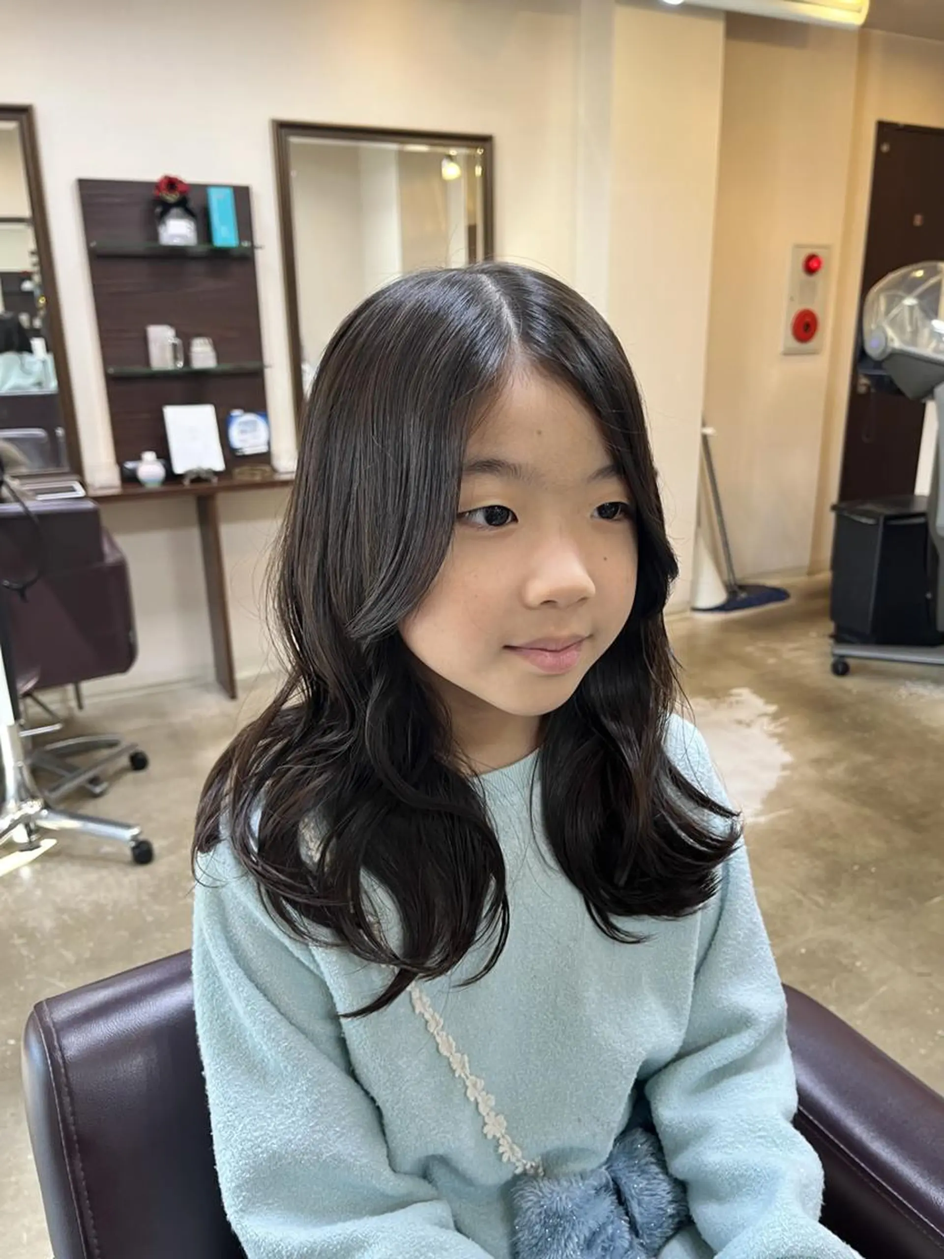 セミロング 韓国風ヘア カット 澤崎 希望のヘアスタイル