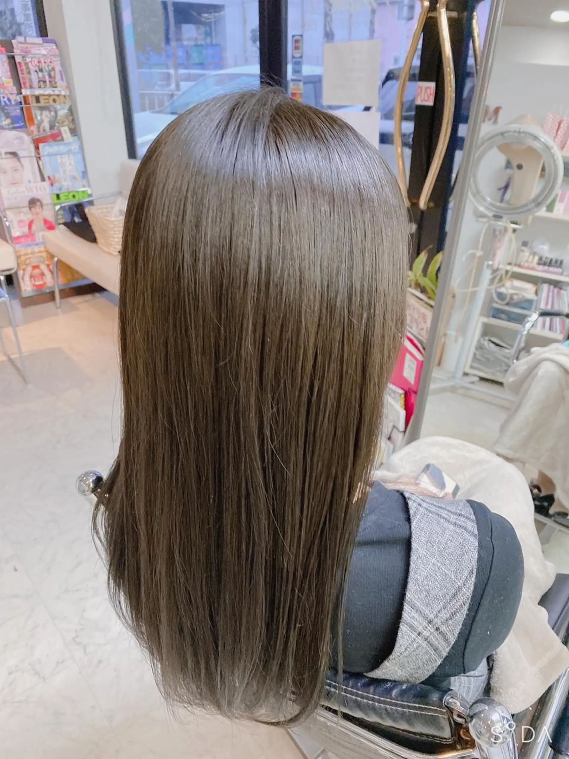 ロング カラー カット ヘアカラー トリートメント EXCIA所属・imaizumi takuyaのヘアスタイル