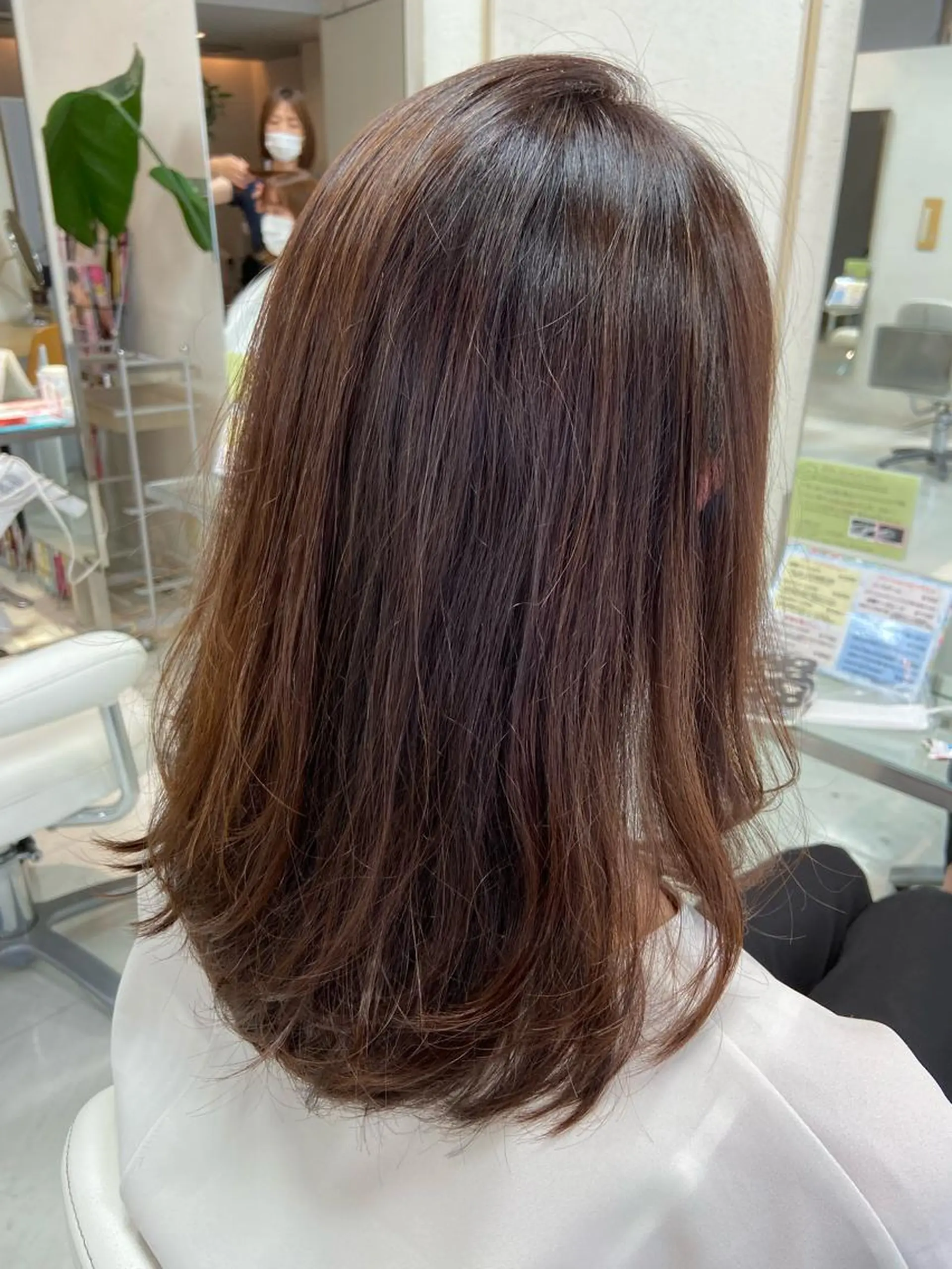 セミロング カラー セミロングパーマ 菊地 美憂のヘアスタイル