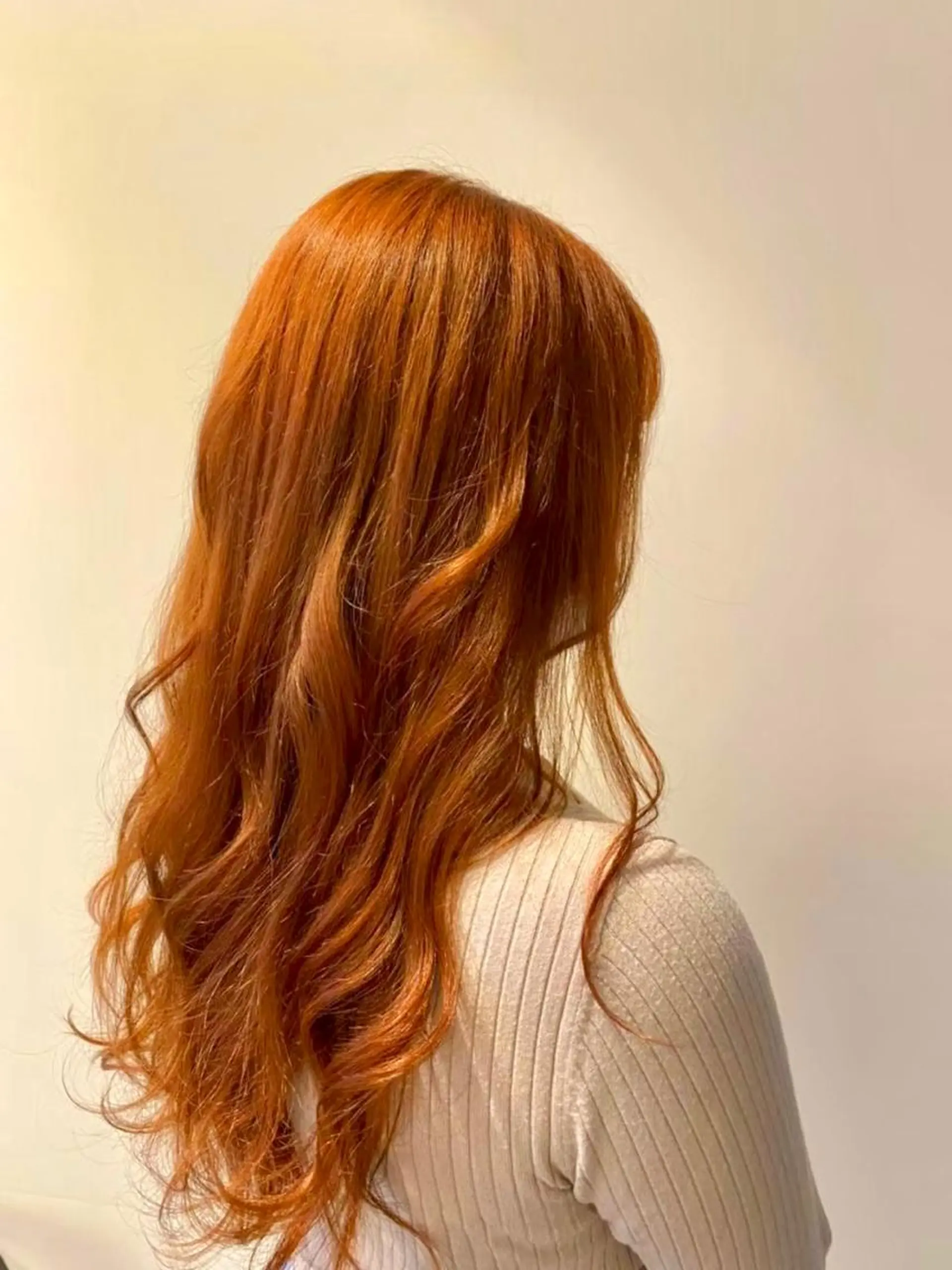 セミロング カラー パーマ ヘアアレンジ メンズ メンズブリーチ ブリーチ オレンジ Hair make frei所属・メンズ専門美容師 堀井隼のヘアスタイル