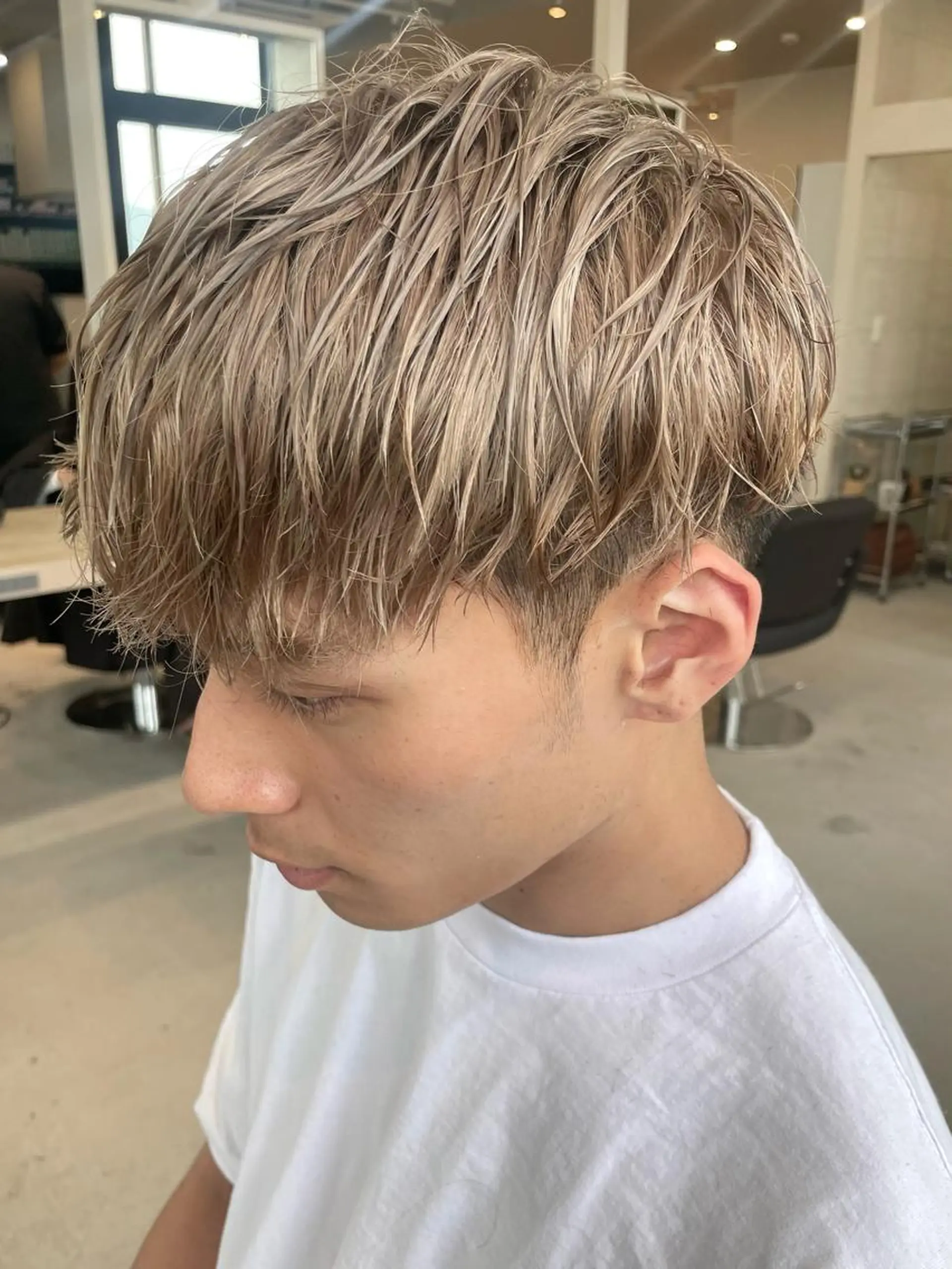 ショート カラー メンズ ベージュカラー ミルクティーベージュ LUDIQUE【ルディック】所属・AKI ✄のヘアスタイル