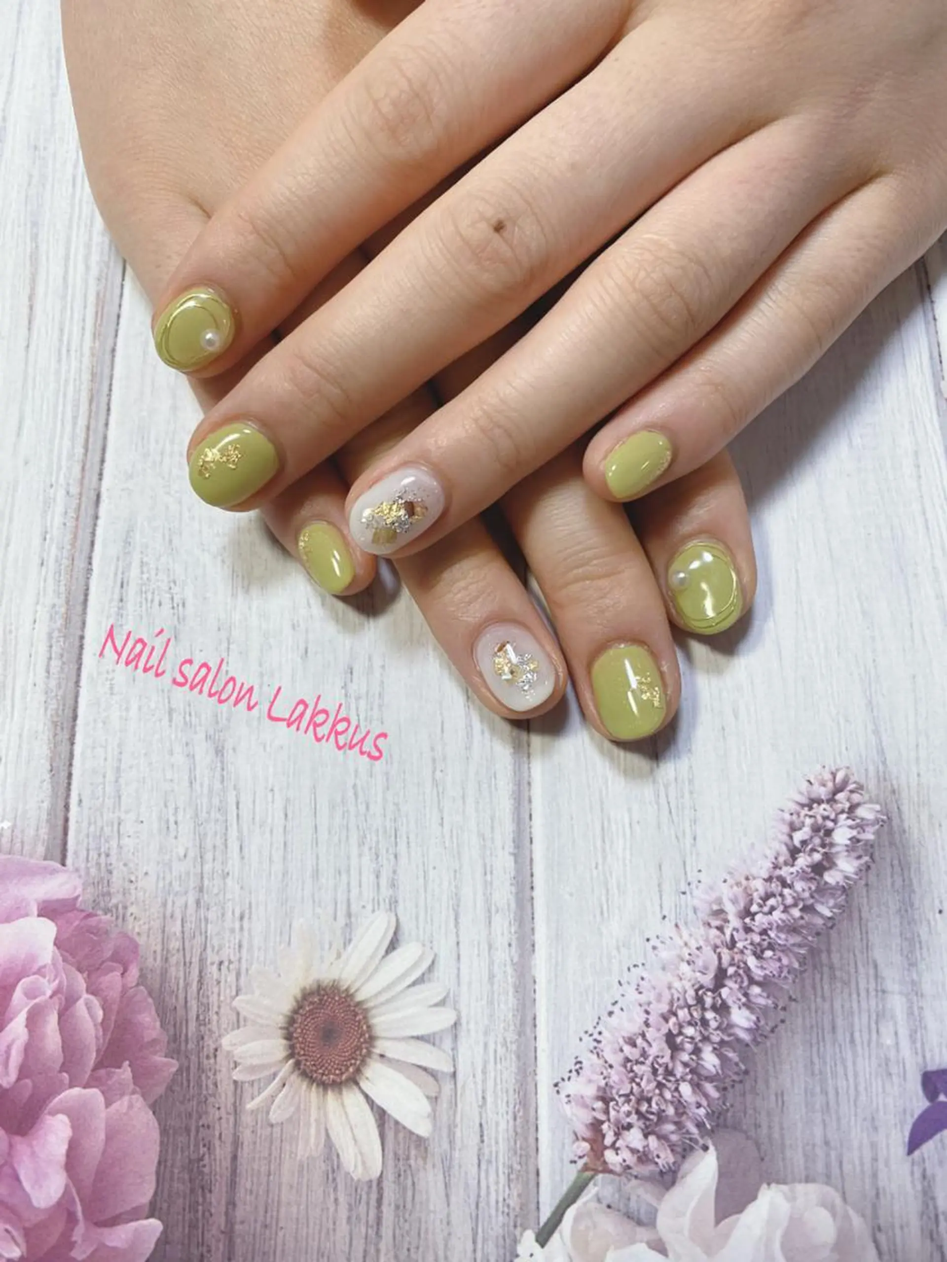 ネイル Lakkus T－CHIのネイルデザイン