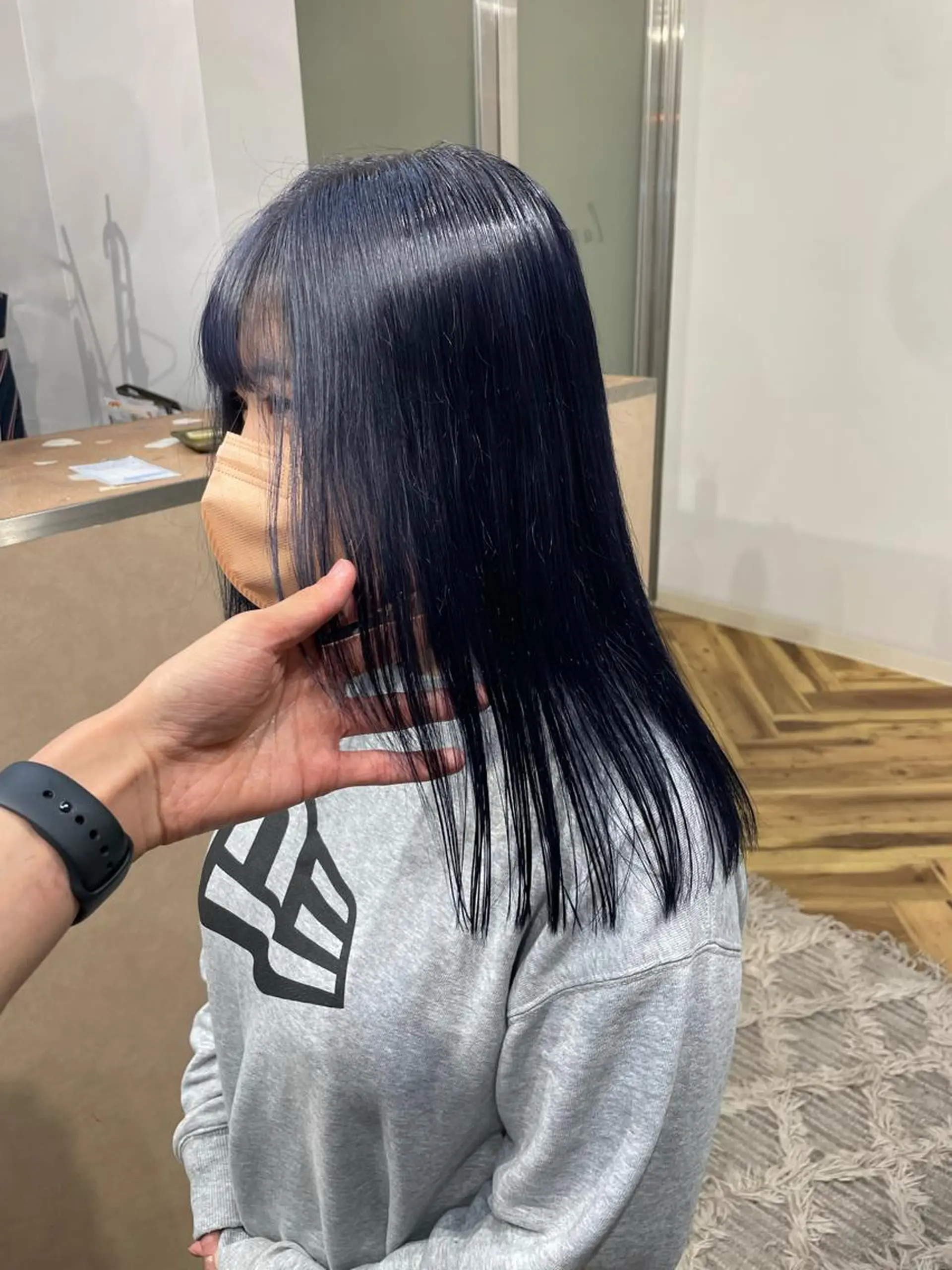 ロング カラー ブルーカラー ヘアカラー トリートメント lani hair salon所属・SHOTO ハイトー ン/デザインカラーのヘアスタイル