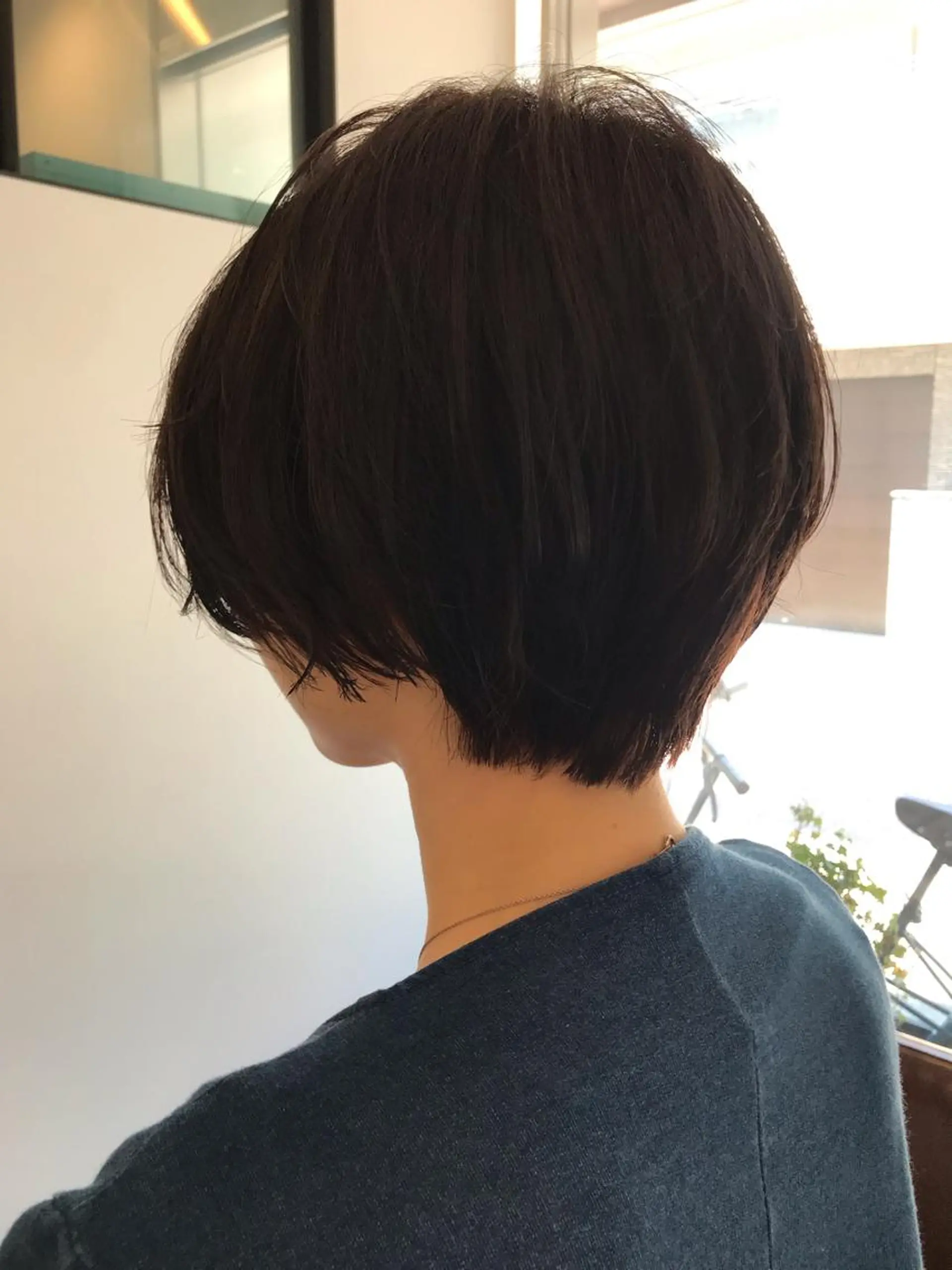 ショート カラー 暖色カラー🍊 ボブ🌿顔周りcutのヘアスタイル
