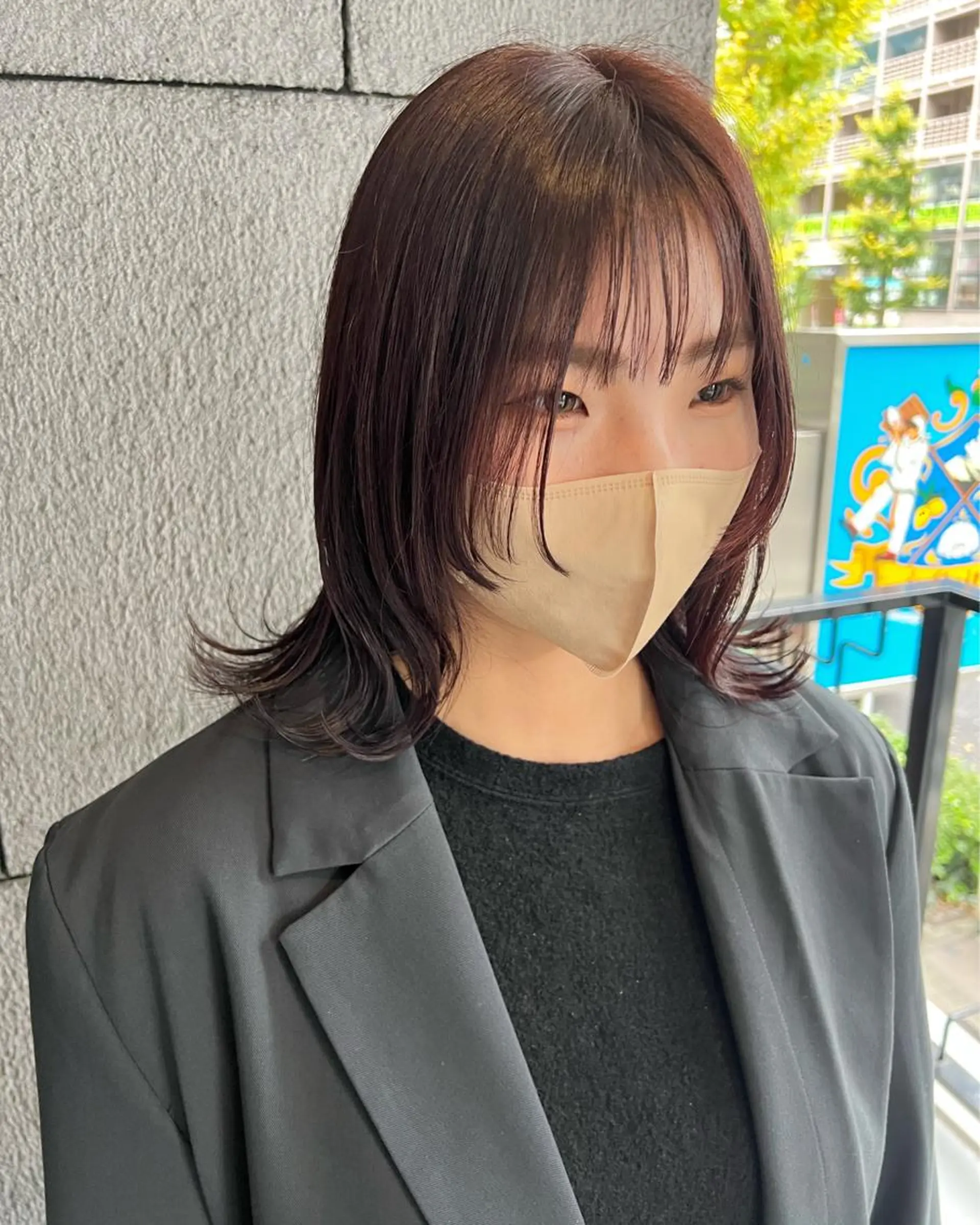 ミディアム カラー ブリーチ ブリーチなしカラー カット Okano Mahoのヘアスタイル