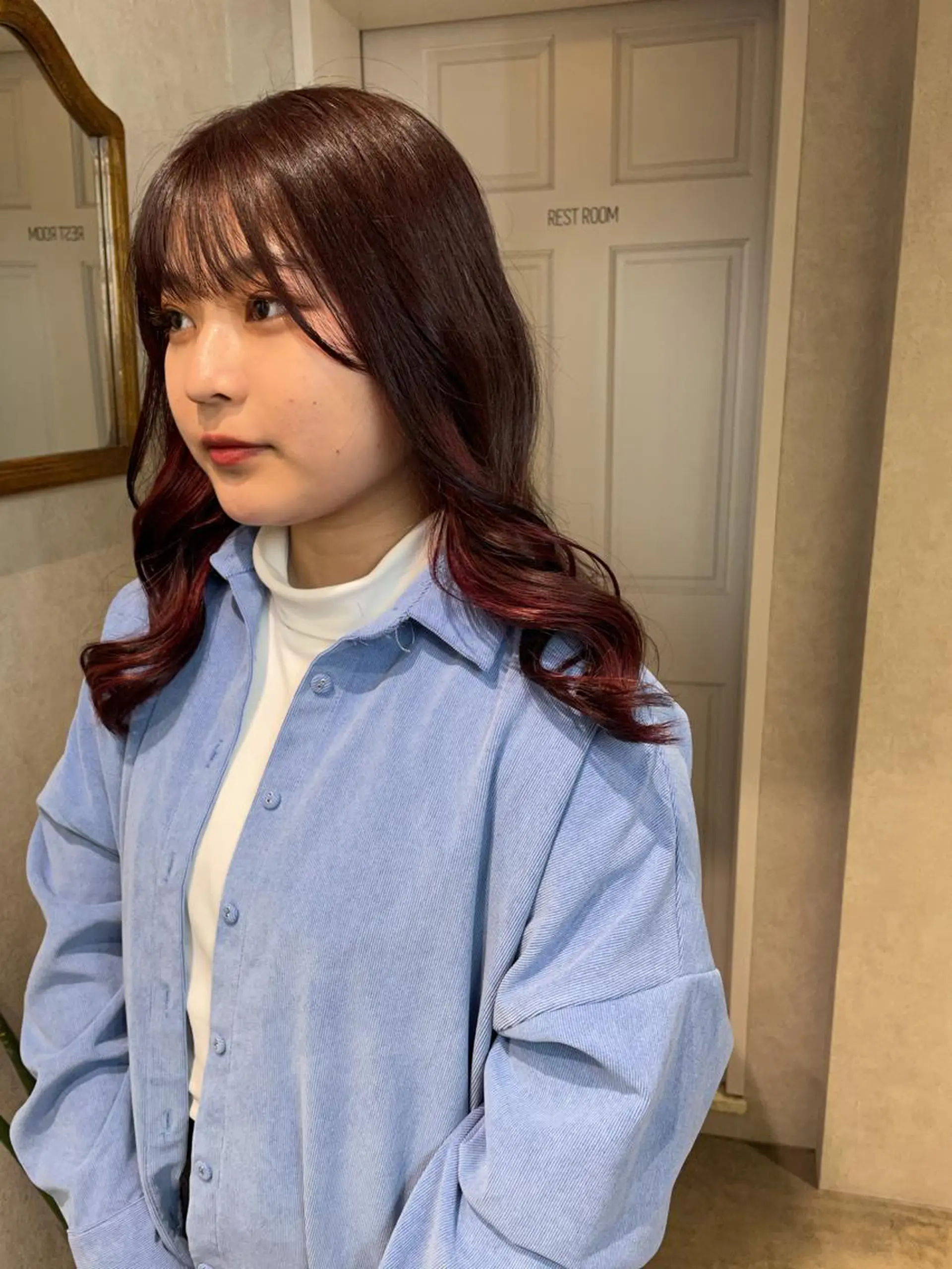ロング カラー ブラウンカラー イヤリングカラー ピンクカラー ヘアカラー ナチュラル透明感🌱 小山美樹子のヘアスタイル
