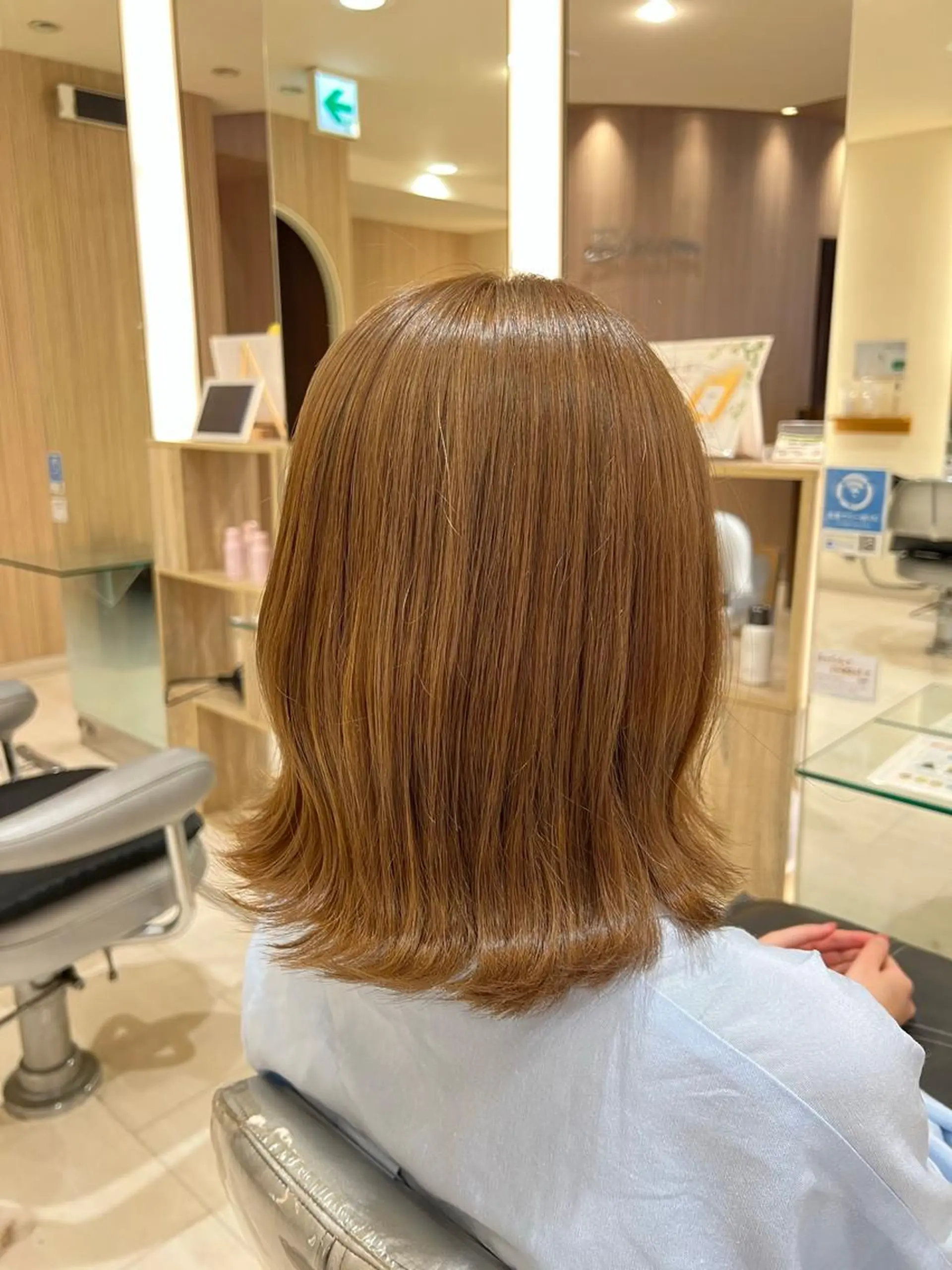 カラー 久永 菫のヘアスタイル