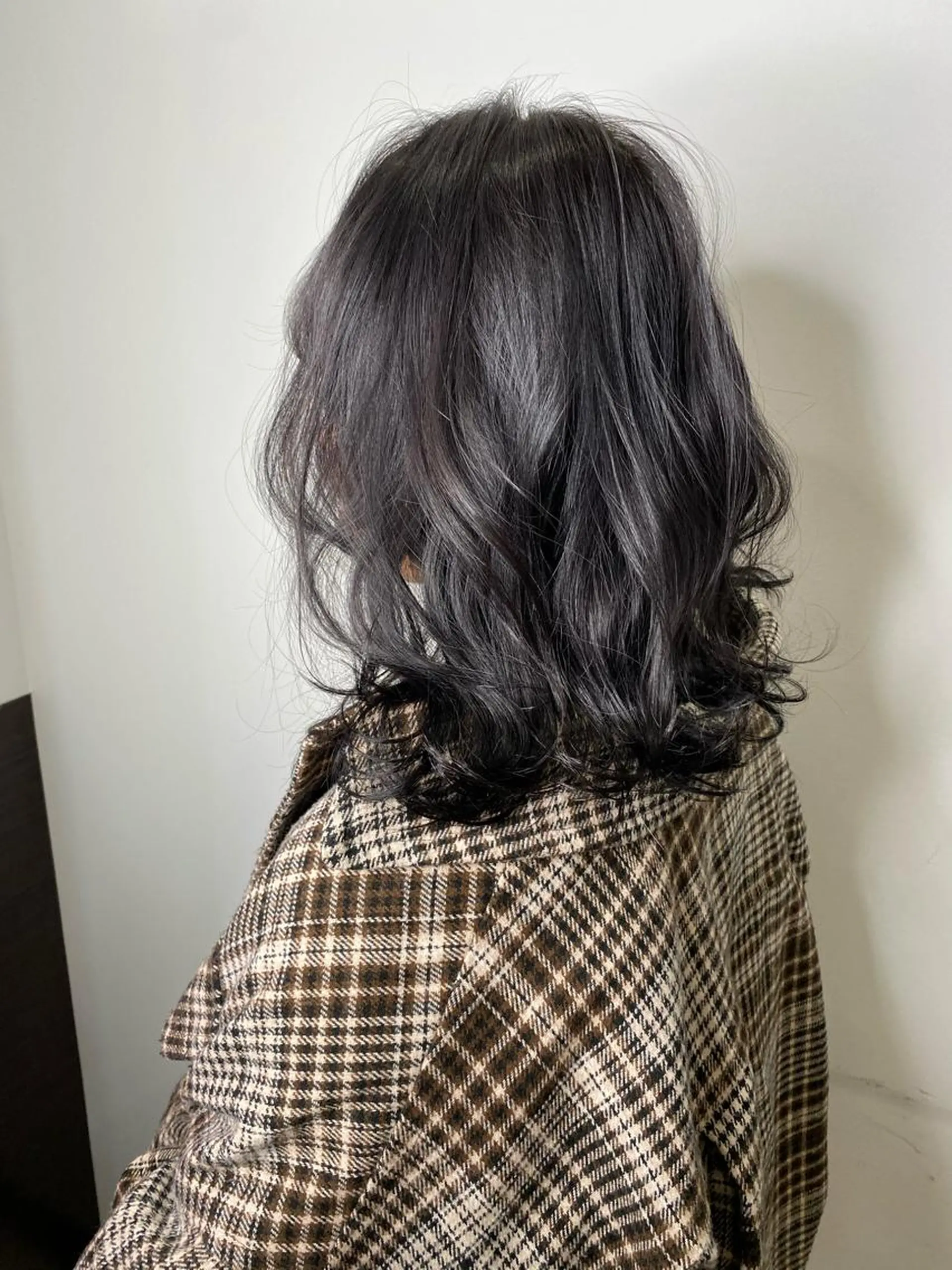 ミディアム カラー ヘアカラー トリートメント AMI ウルフパーマ/メンズのヘアスタイル