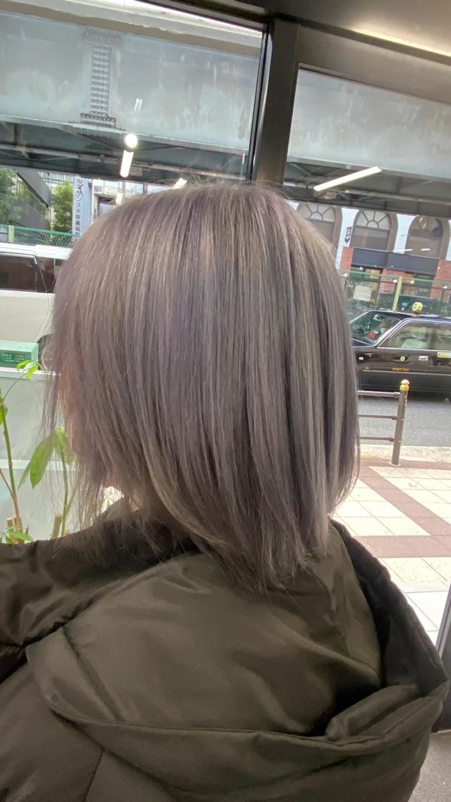 カラー グレージュ ヘアカラー Seleneコウキ ブリーチ/ハイトーンのヘアスタイル