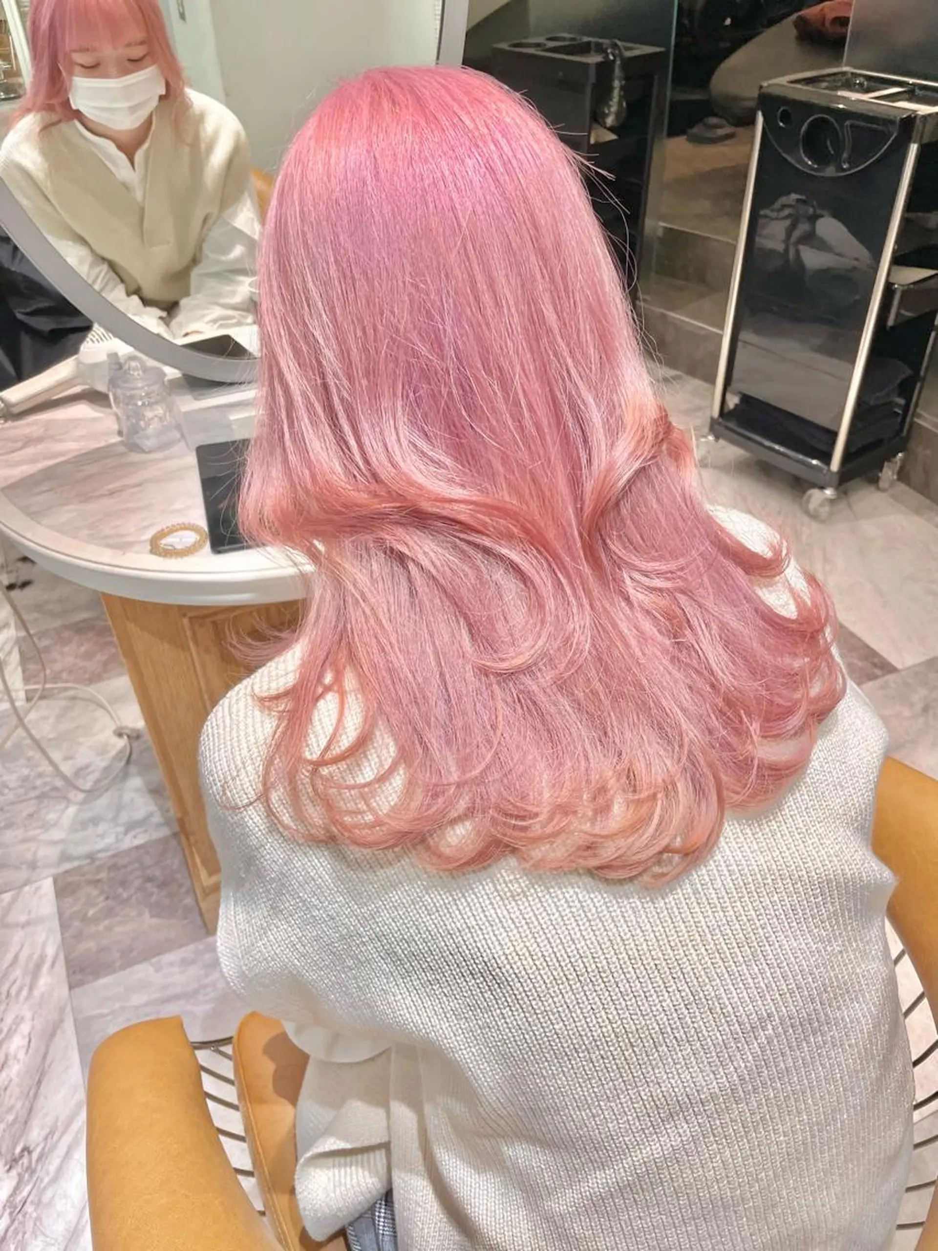 ロング カラー バレイヤージュ ブリーチ ケアブリーチ ダブルカラー グラデーションカラー ミルクティー 特化🌈渡辺隼也のヘアスタイル