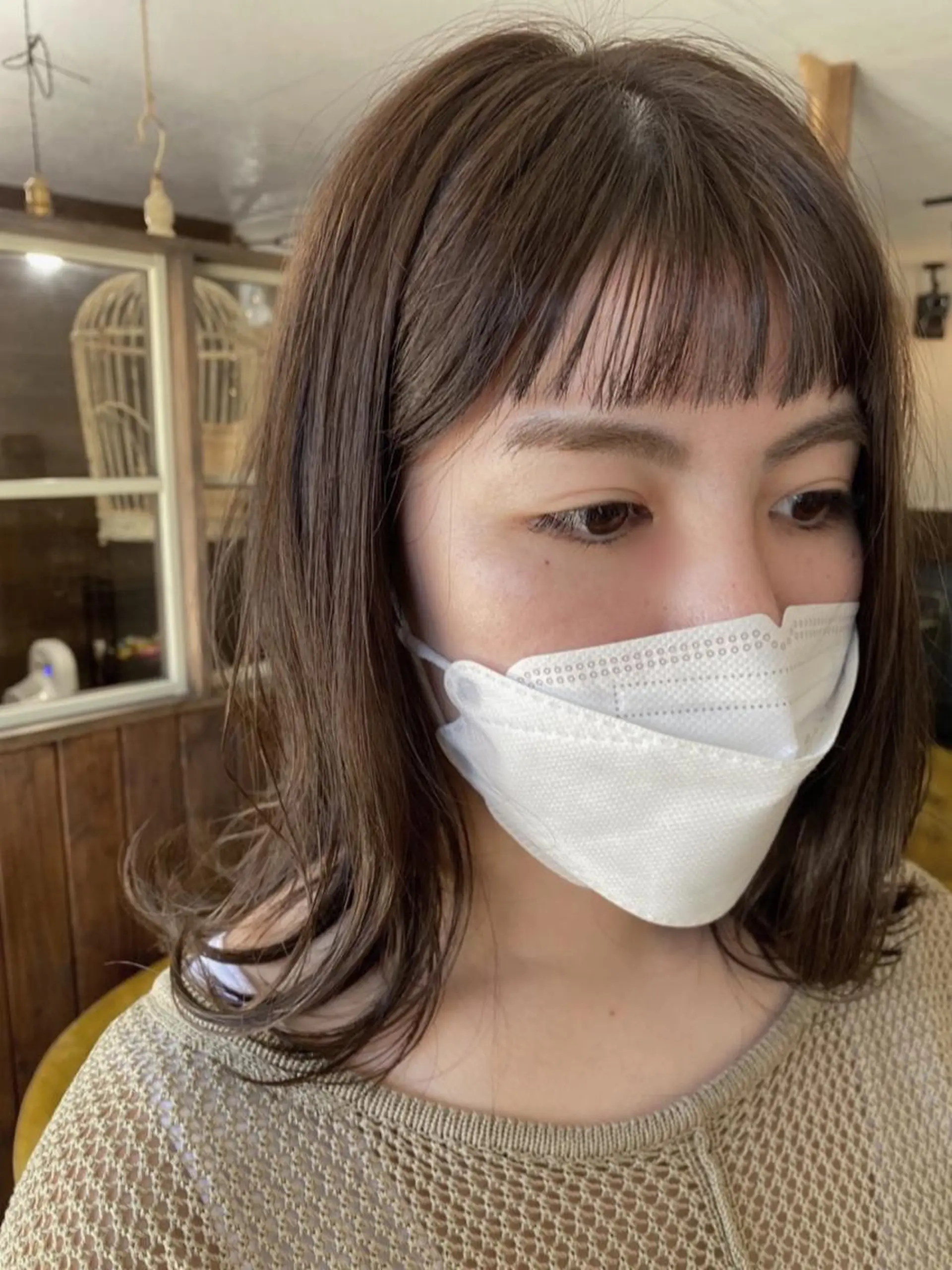 ミディアム カラー ベージュカラー オン眉 艶カラー🫧 MOMOYOのヘアスタイル