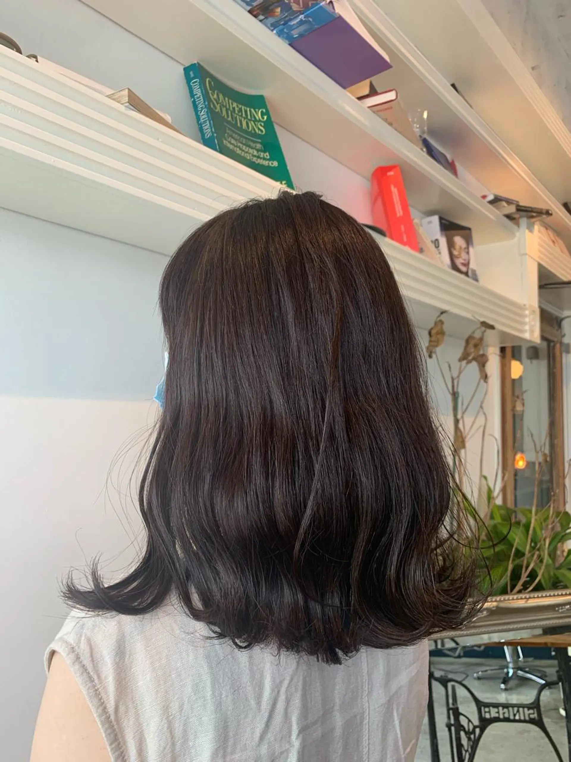 セミロング カット ヘアカラー トリートメント ヘッドスパ ヘアセット 山口 竣也のヘアスタイル