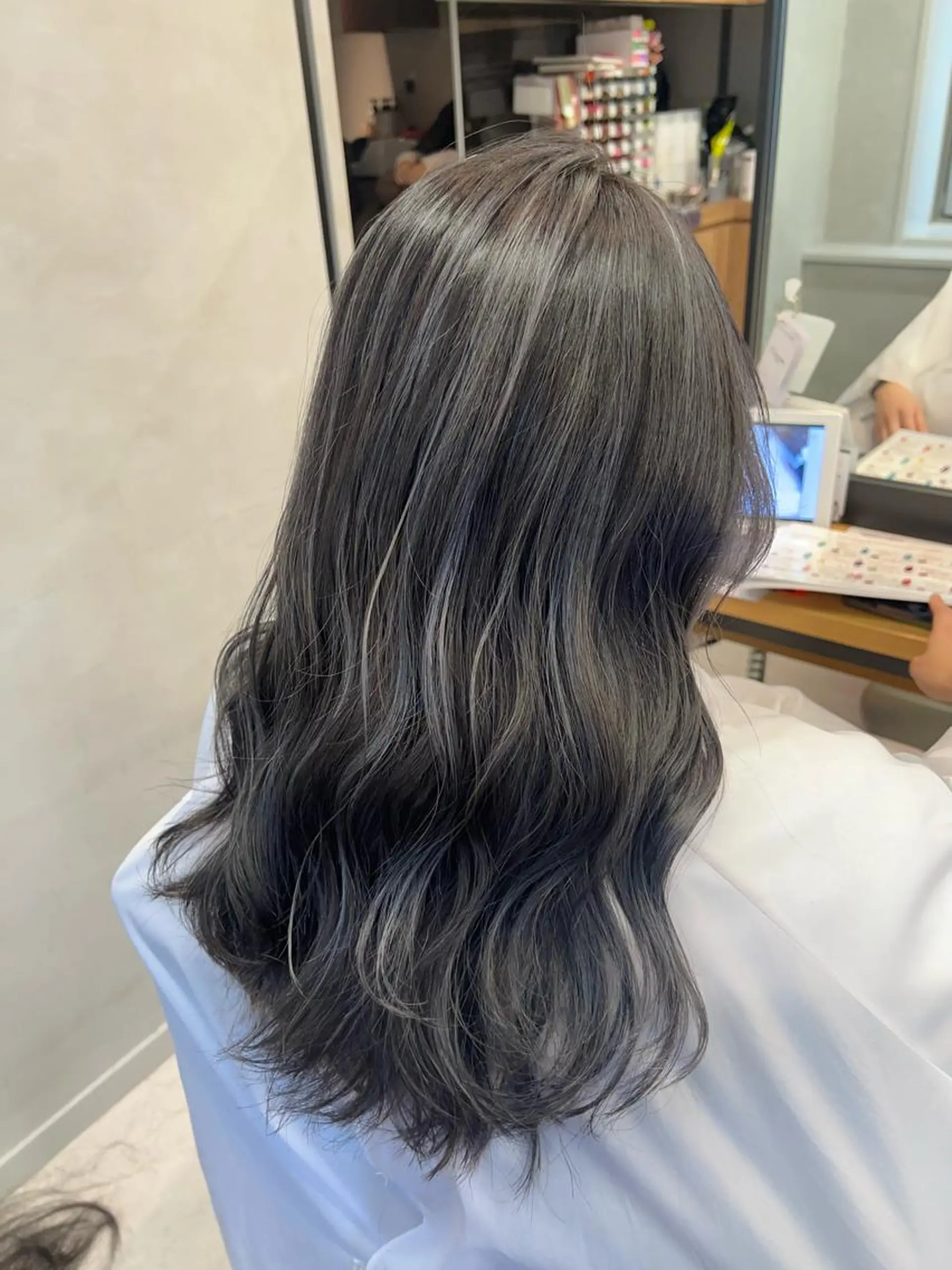 ロング カラー アッシュ ハイライトカラー ハイライト 🌹似合わせカラー/ 酸性縮毛🌹野本麗奈のヘアスタイル