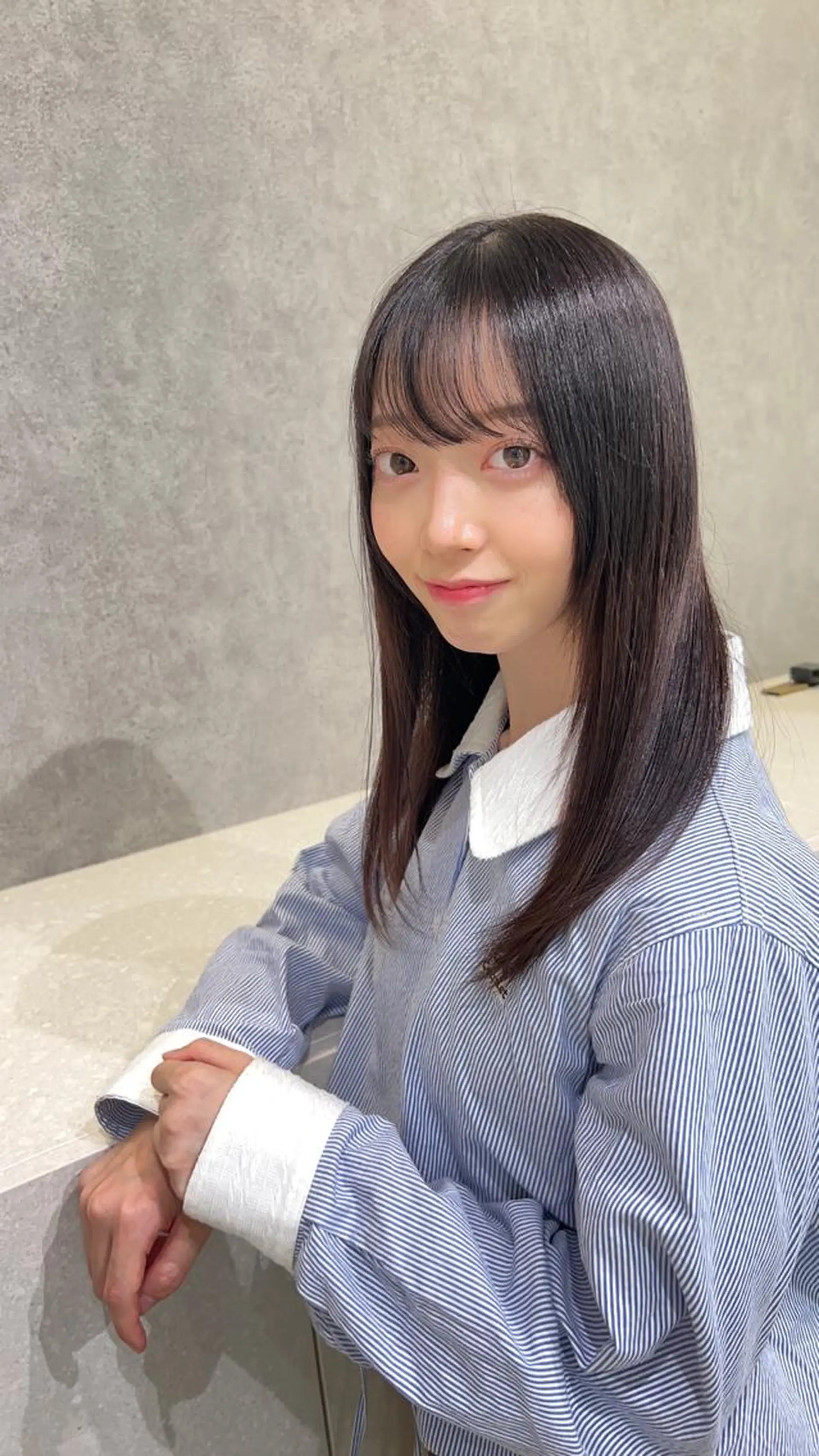 セミロング カット ヘアカラー トリートメント レイヤー×韓国 🇰🇷鈴木啓太のヘアスタイル