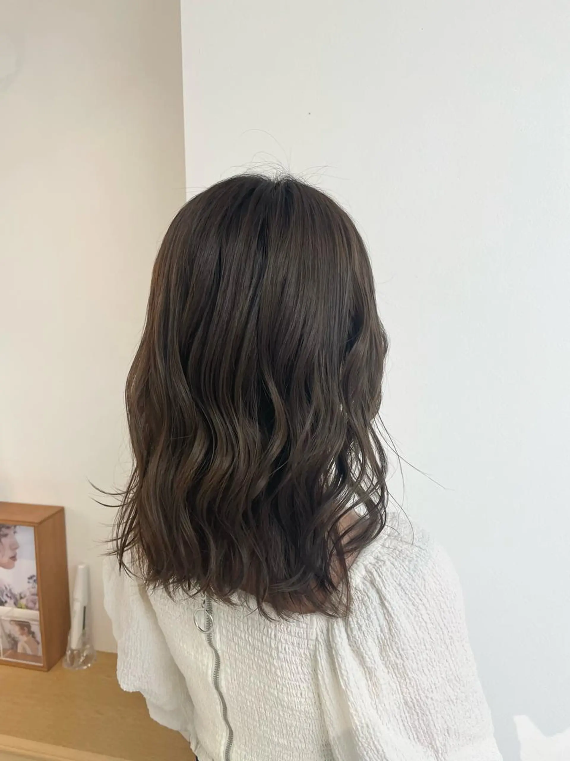 セミロング カラー アッシュ アッシュブラウン ブラウンカラー 【NOE】┊ hanasakayaのヘアスタイル