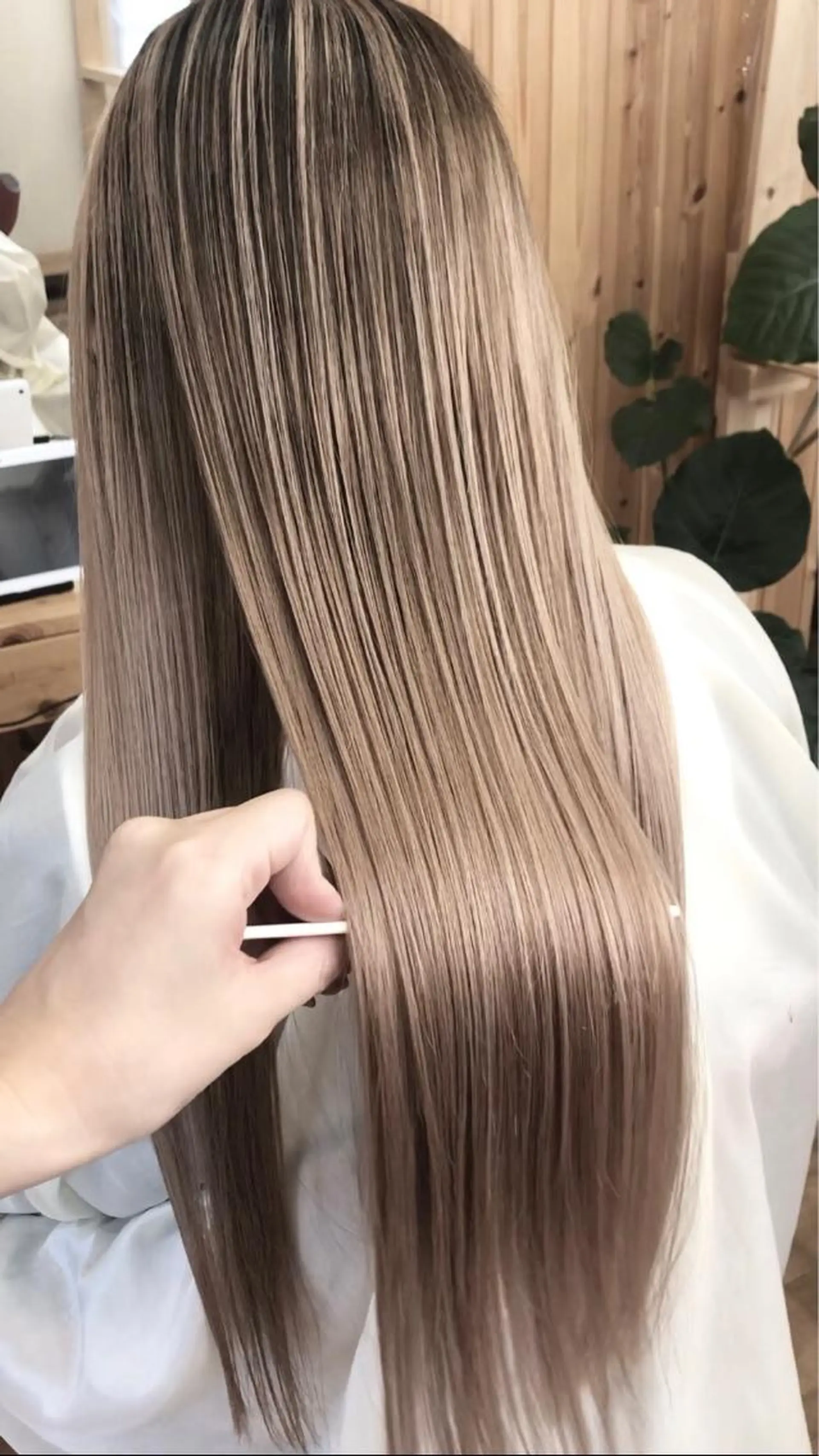 ロング カラー 縮毛矯正 トリートメント LOOP hair eye lash所属・LOOP hairのヘアスタイル