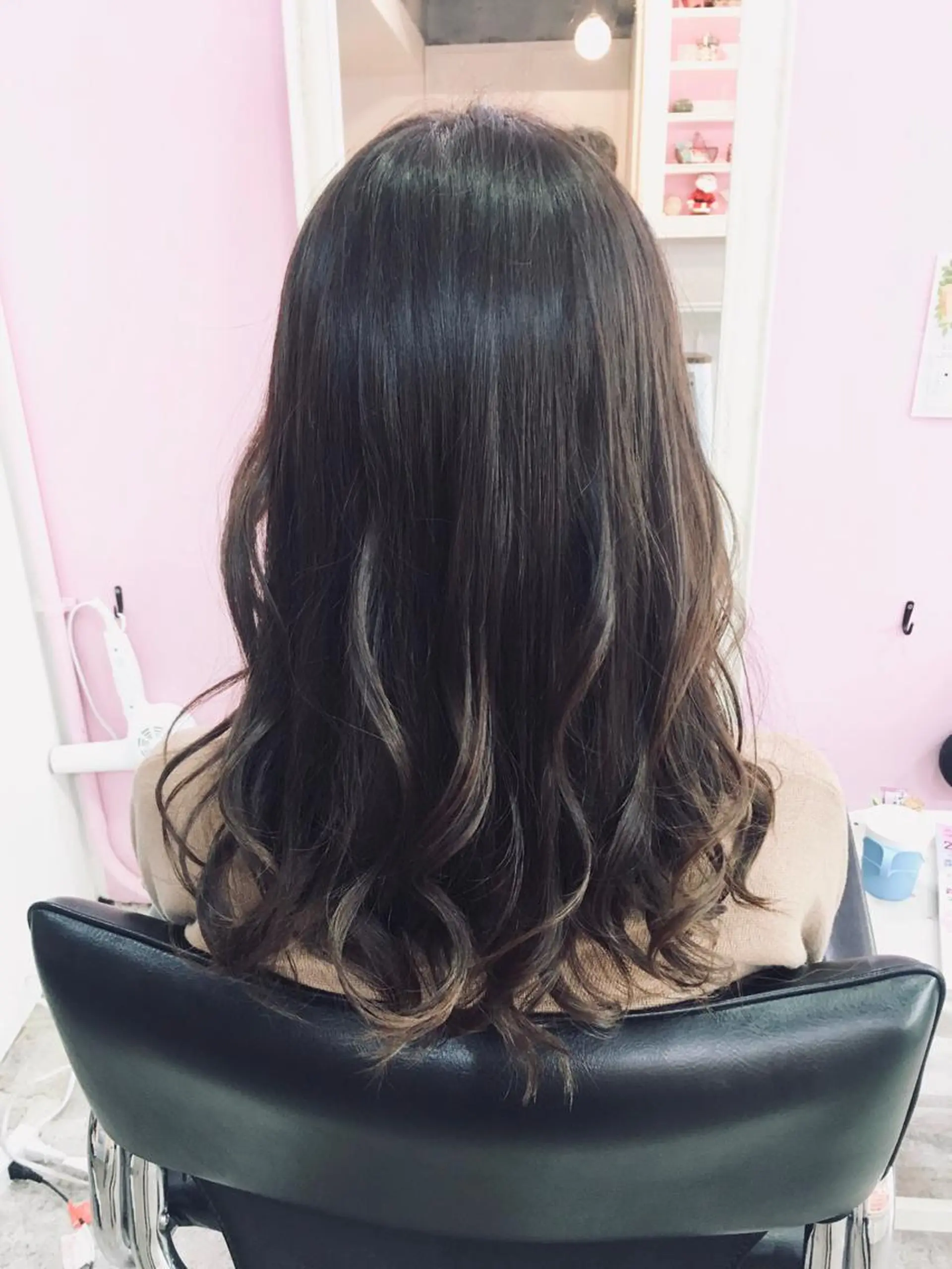セミロング カラー パーマ カット ヘアカラー トリートメント 浦山 和之のヘアスタイル