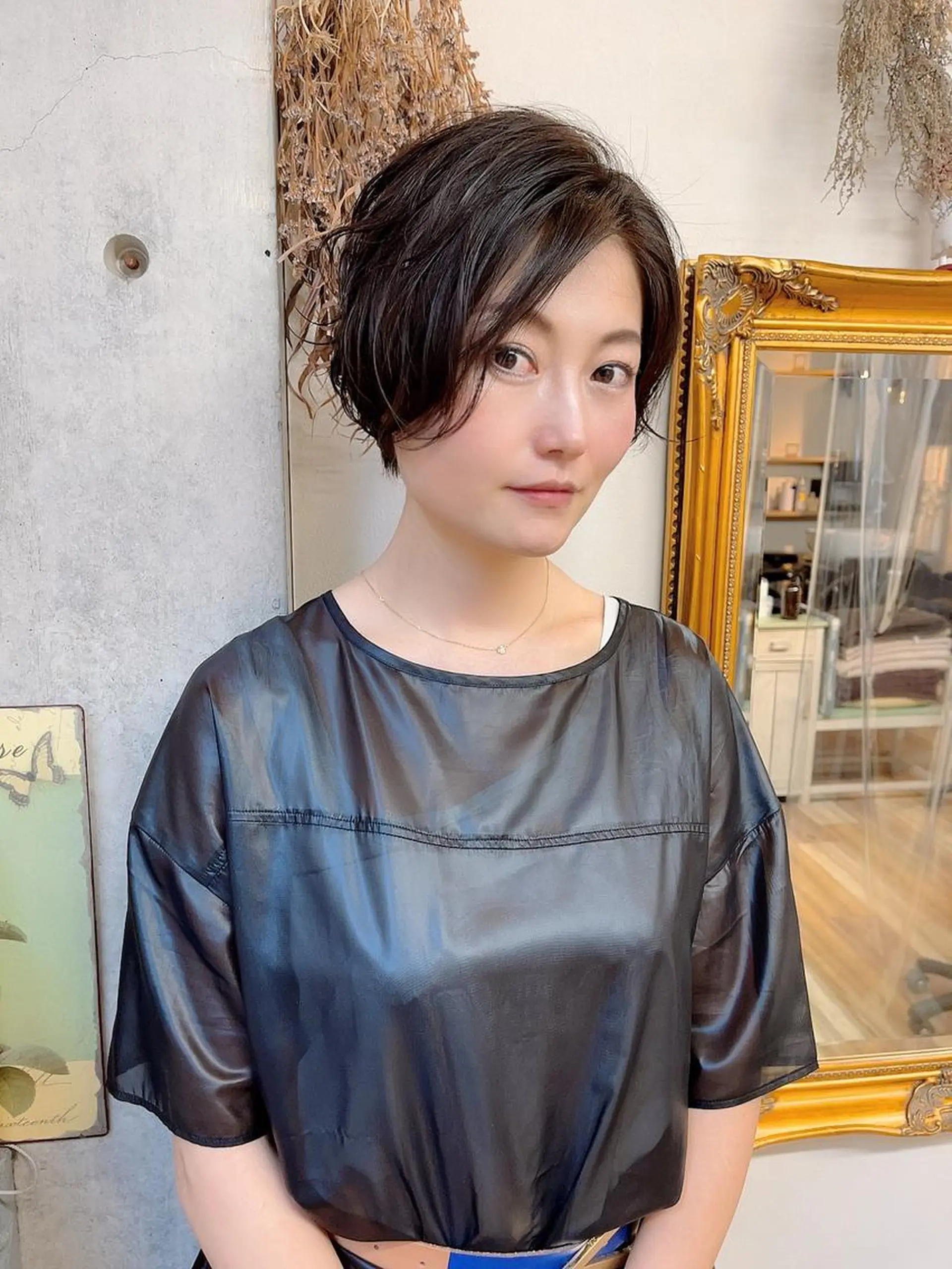 ショート パーマ 及川 光のヘアスタイル
