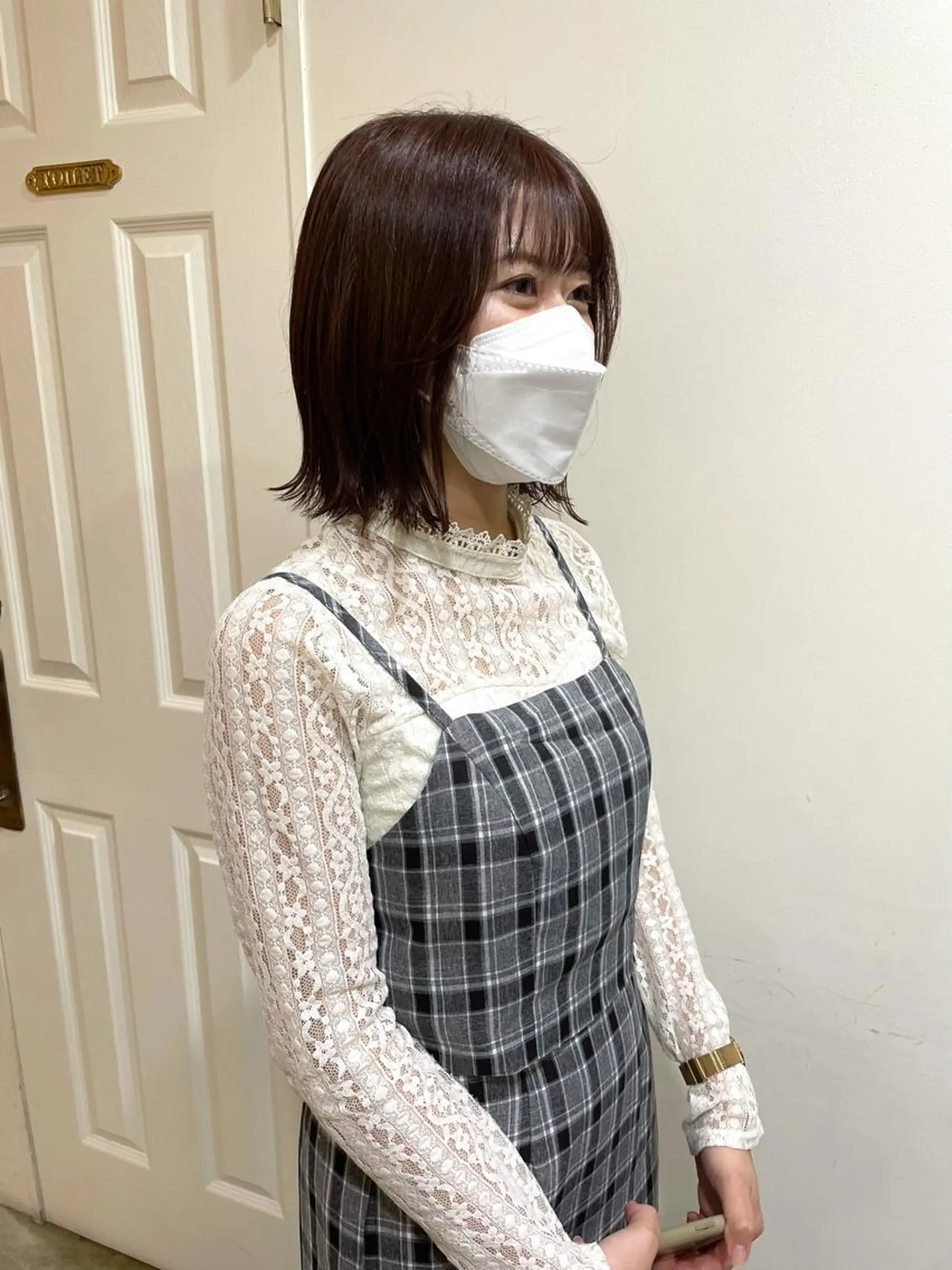 ミディアム カラー ブラウンカラー ピンクカラー ピンクブラウン カット ヘアカラー トリートメント MIOベージュカラー 柔らかいカラーのヘアスタイル