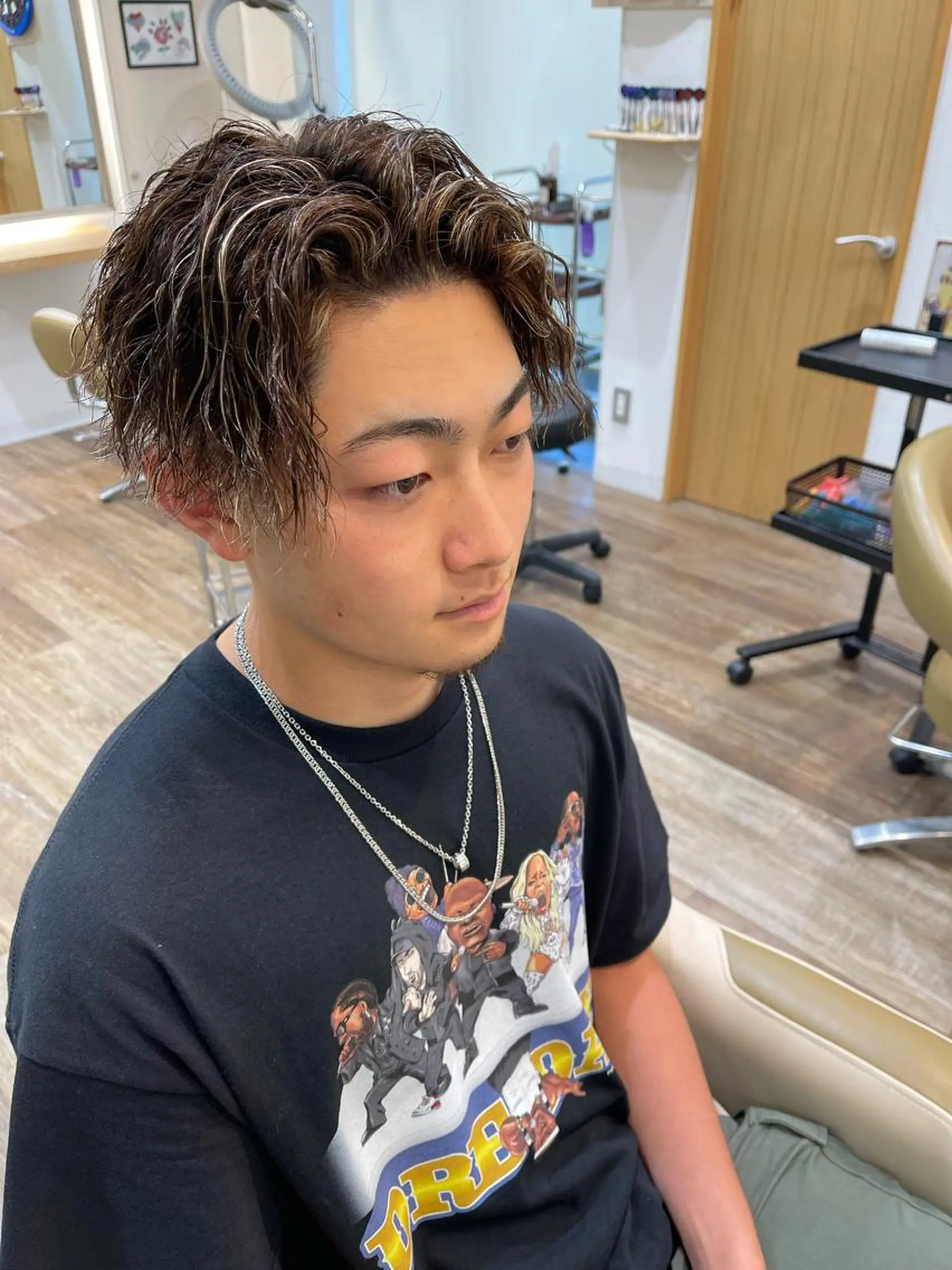 ミディアム カラー パーマ メンズ メンズパーマフェード シモジタカヒロのヘアスタイル