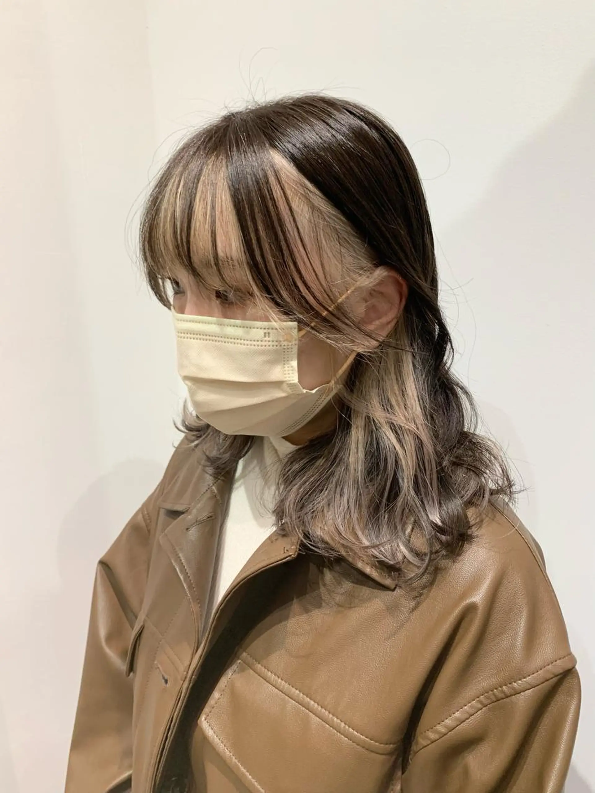 ミディアム カラー カット ヘアカラー トリートメント ally hairsalon所属・Emi .のヘアスタイル